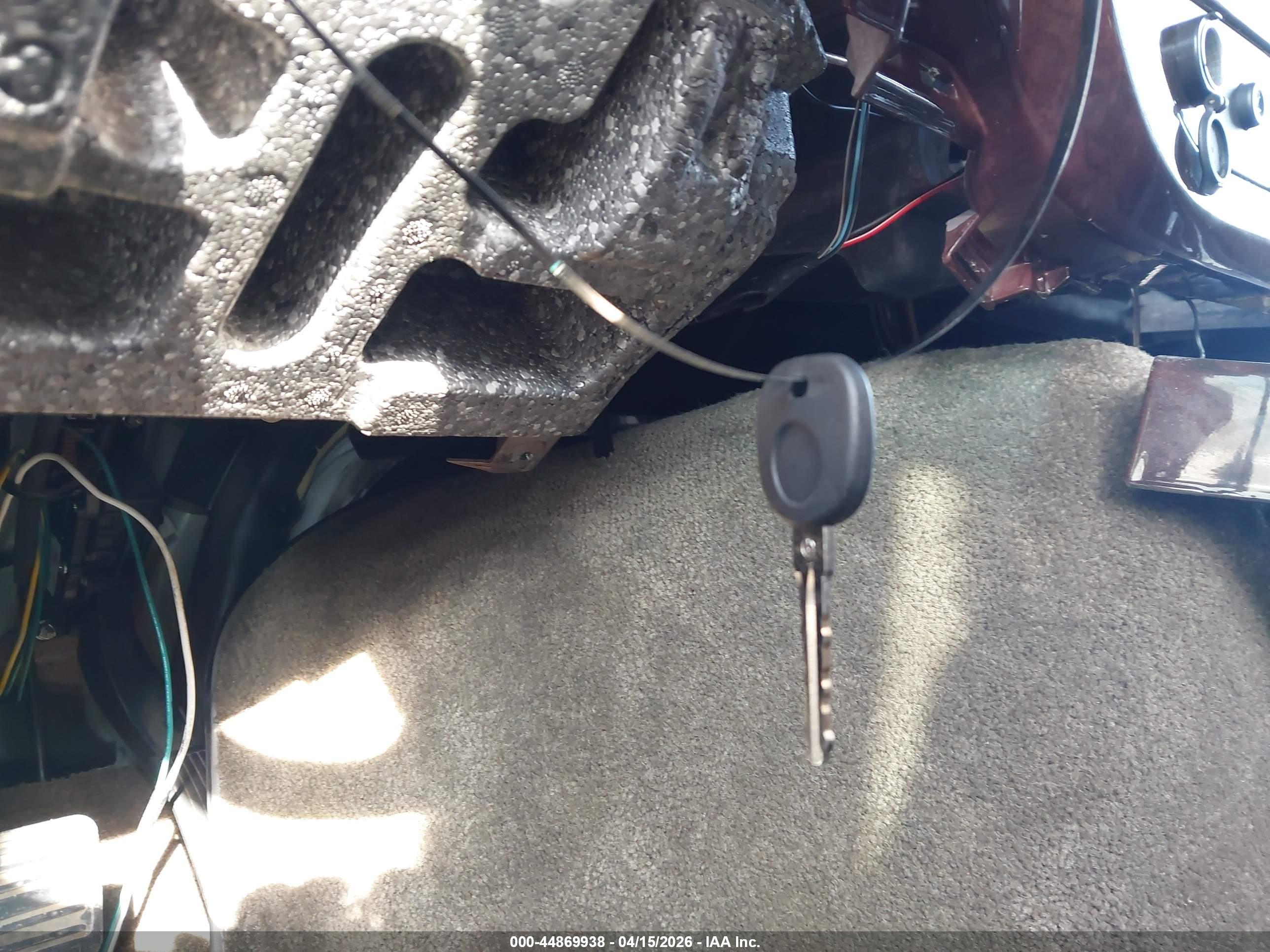 CHEVROLET EXPRESS image 11