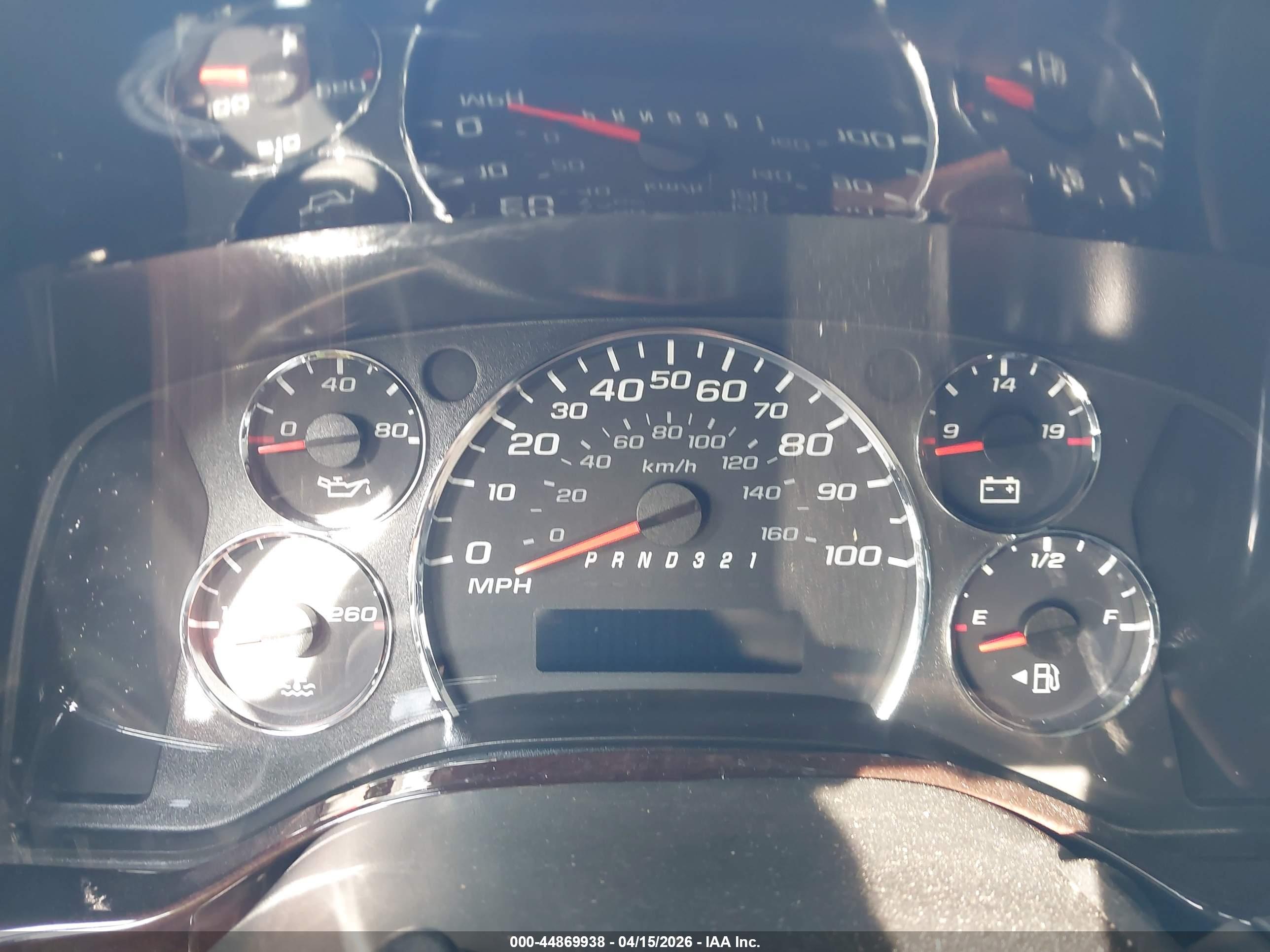 CHEVROLET EXPRESS image 7