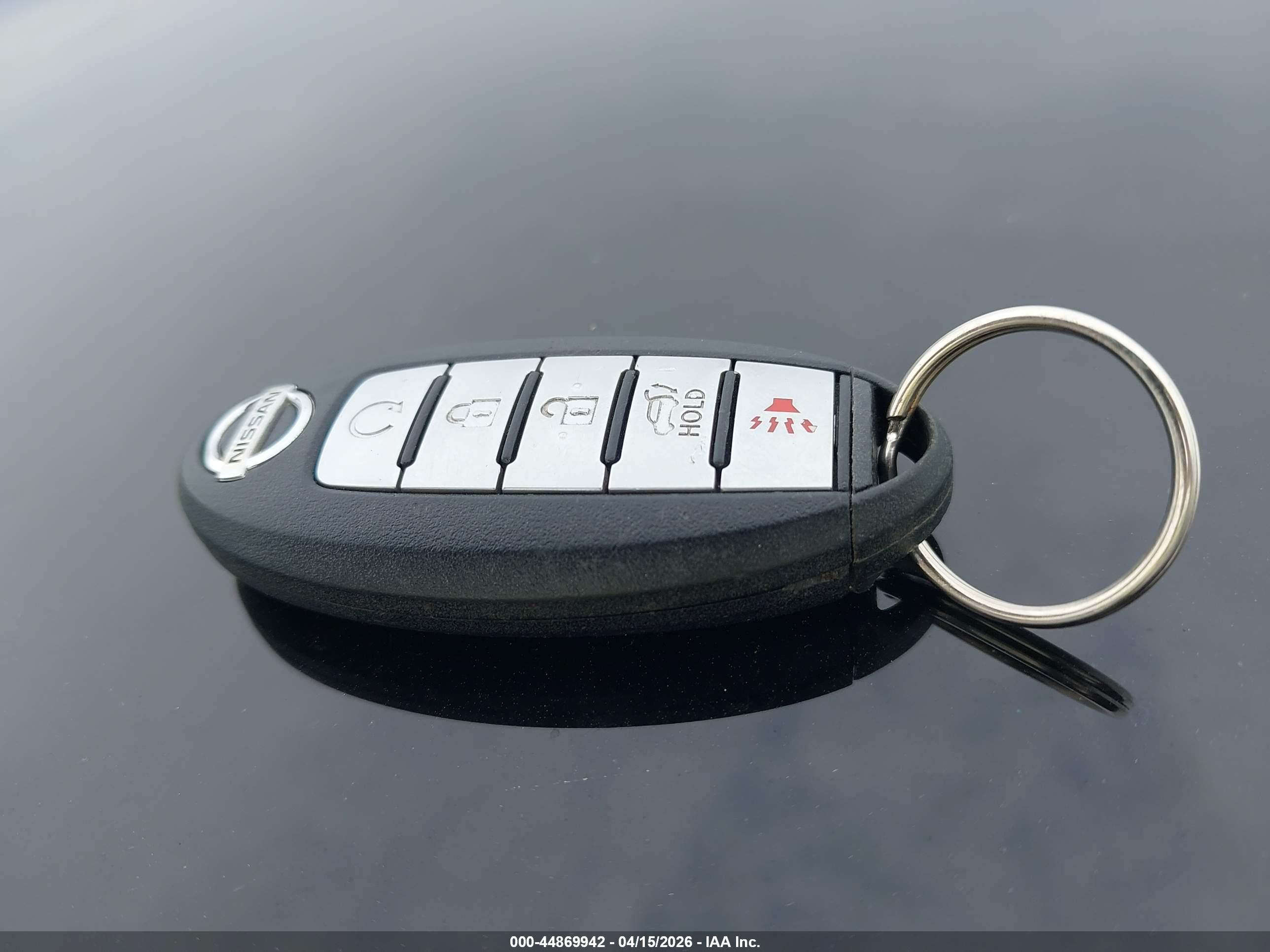 NISSAN MURANO image 11