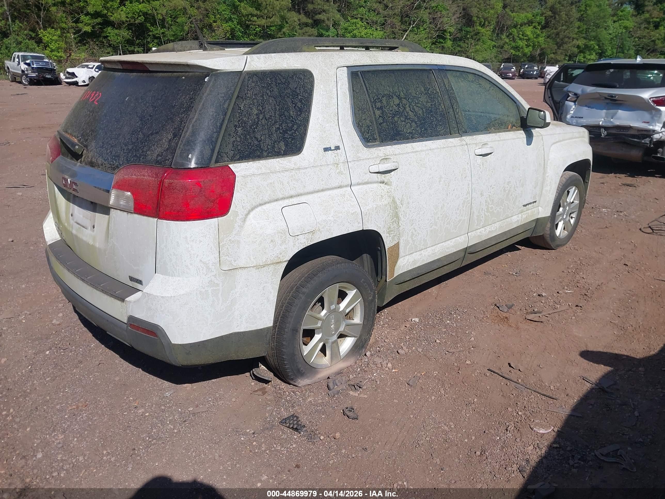 GMC TERRAIN image 4