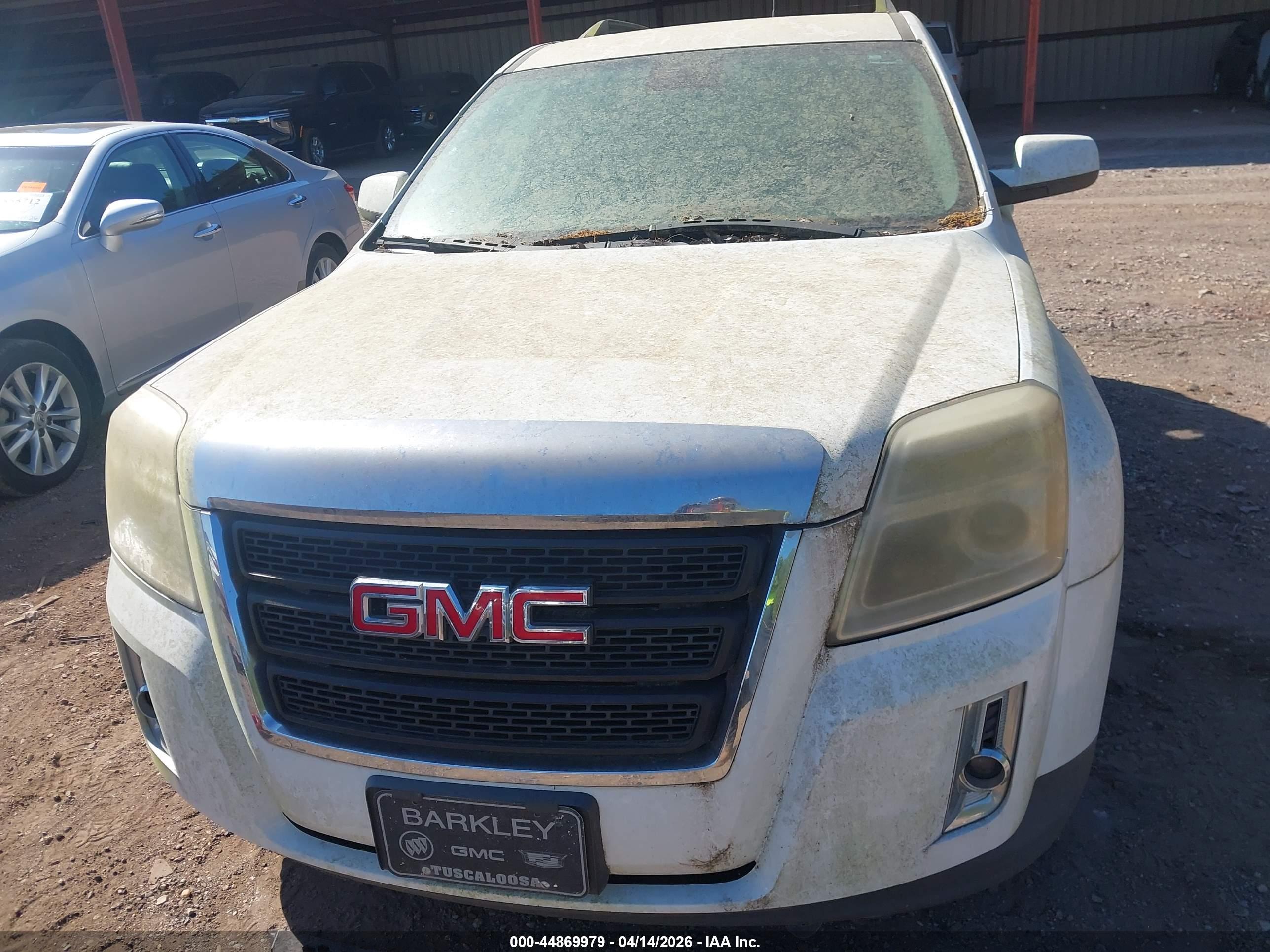 GMC TERRAIN image 6