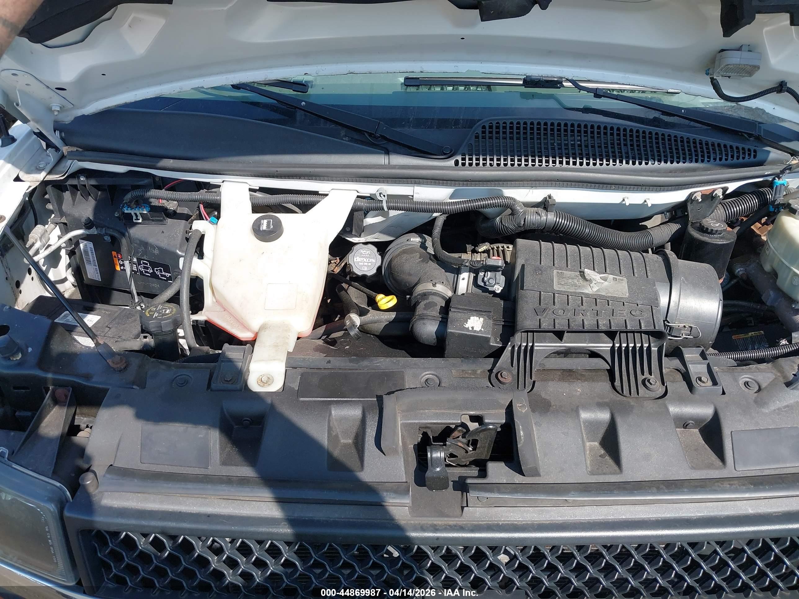 CHEVROLET EXPRESS image 10