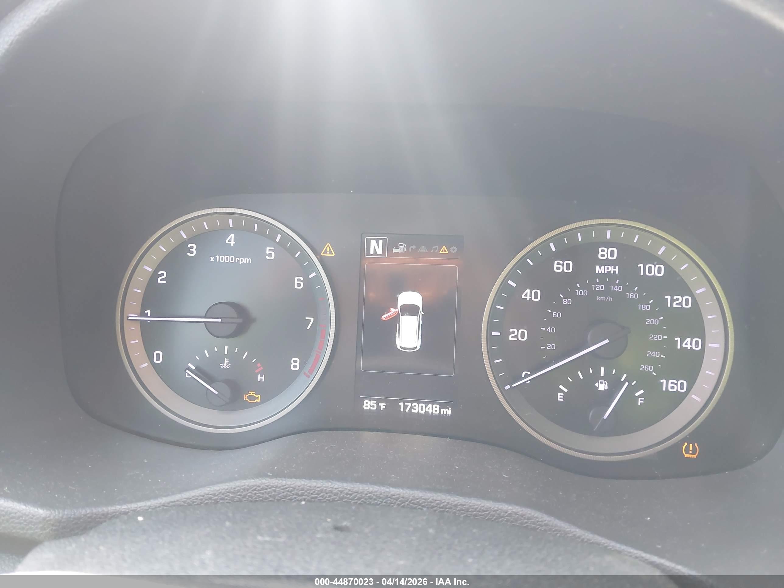 HYUNDAI TUCSON image 7