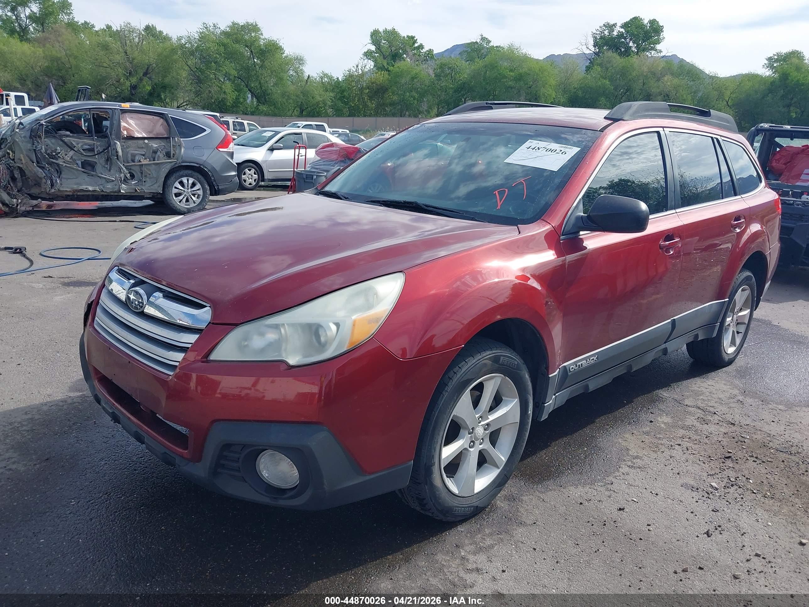 SUBARU OUTBACK image 2