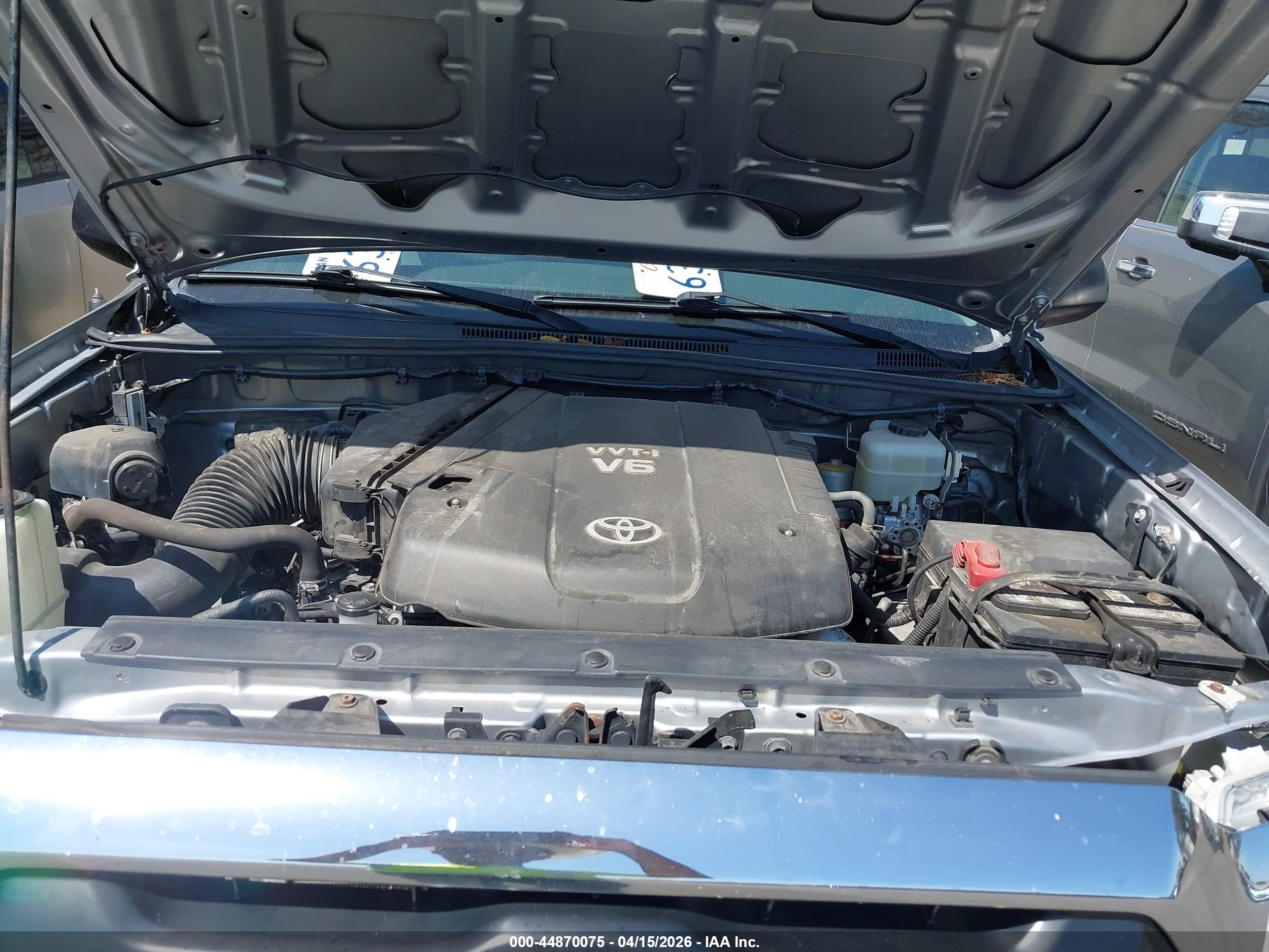 TOYOTA TACOMA image 10
