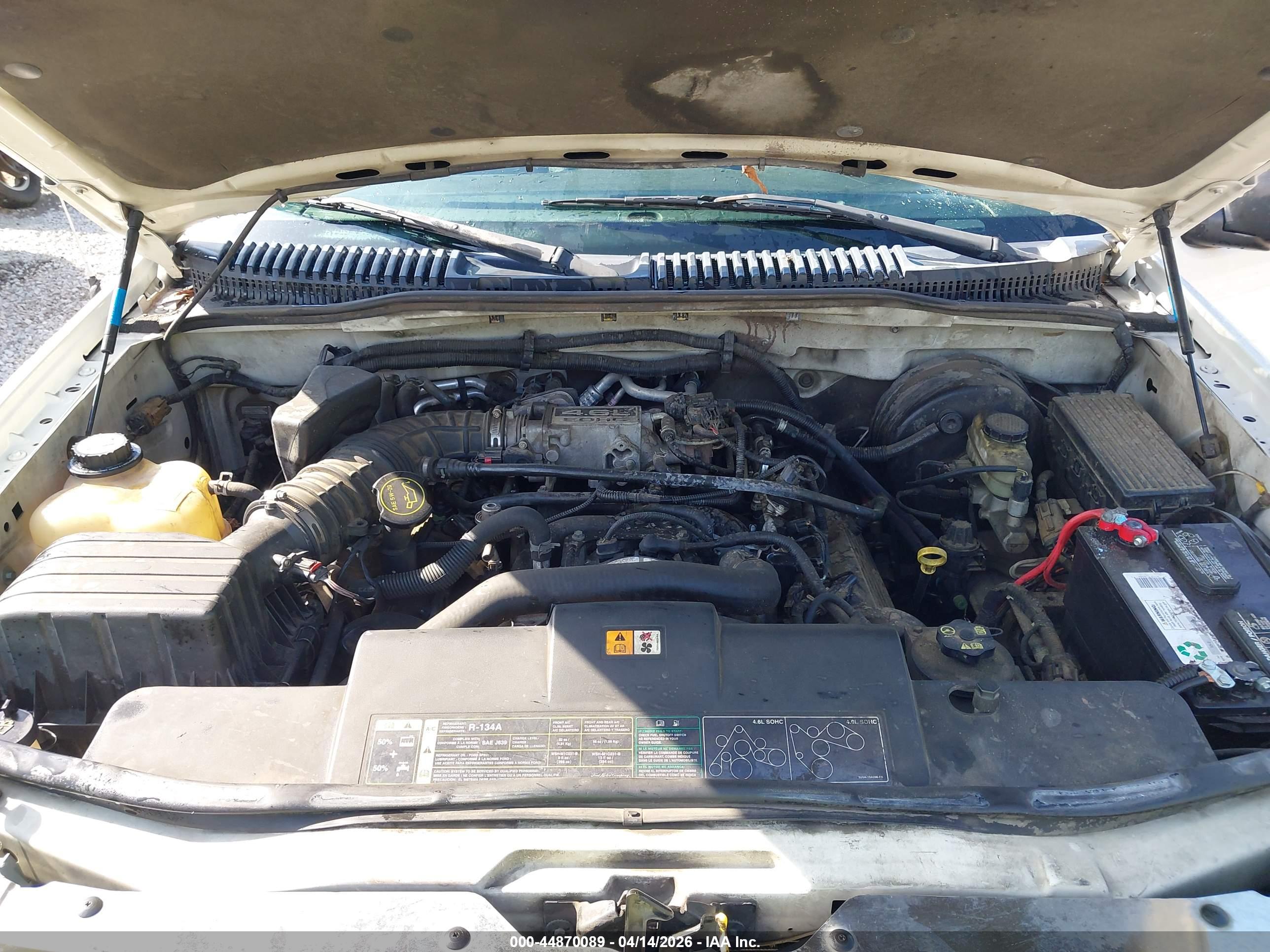 FORD EXPLORER image 10