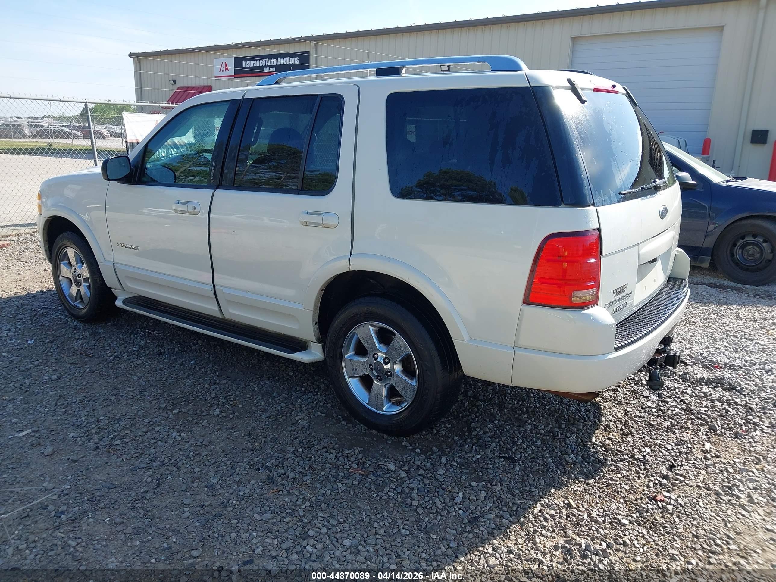 FORD EXPLORER image 3