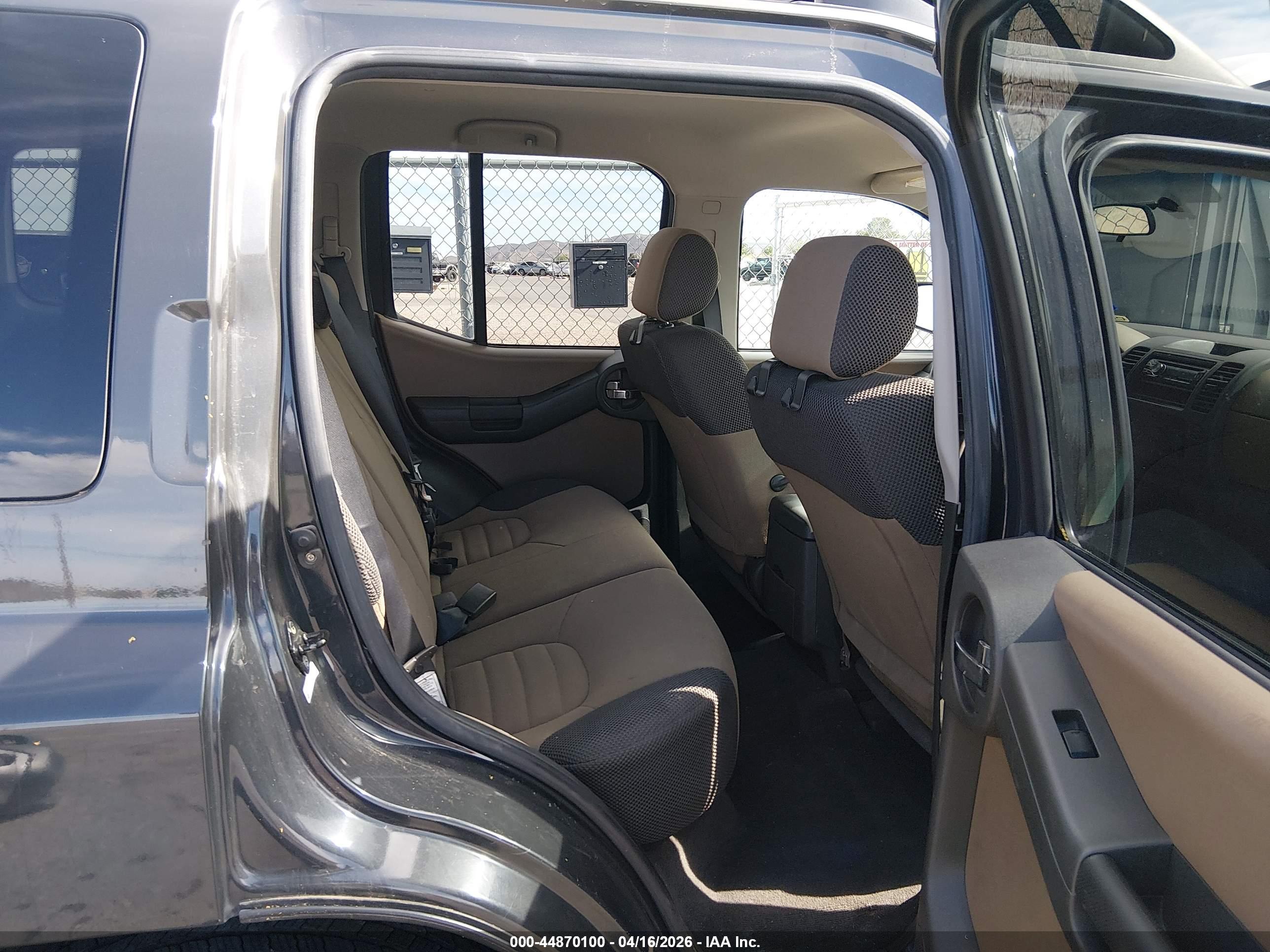 NISSAN XTERRA image 8