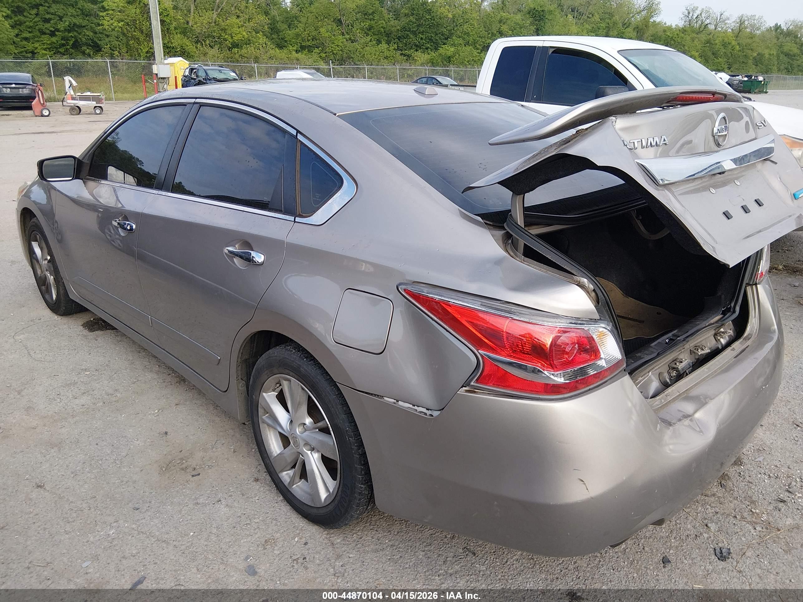 NISSAN ALTIMA image 3