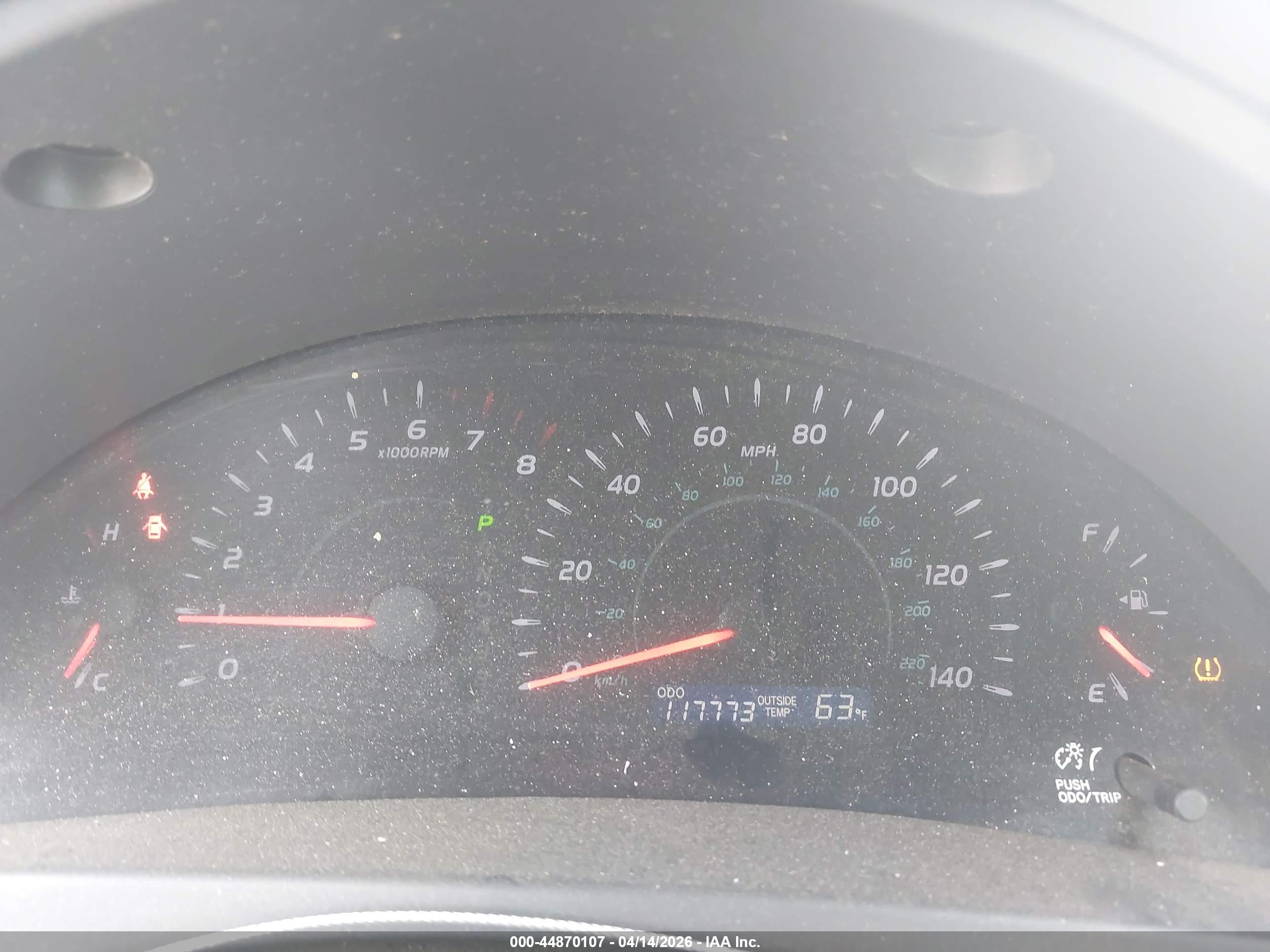 TOYOTA CAMRY image 7