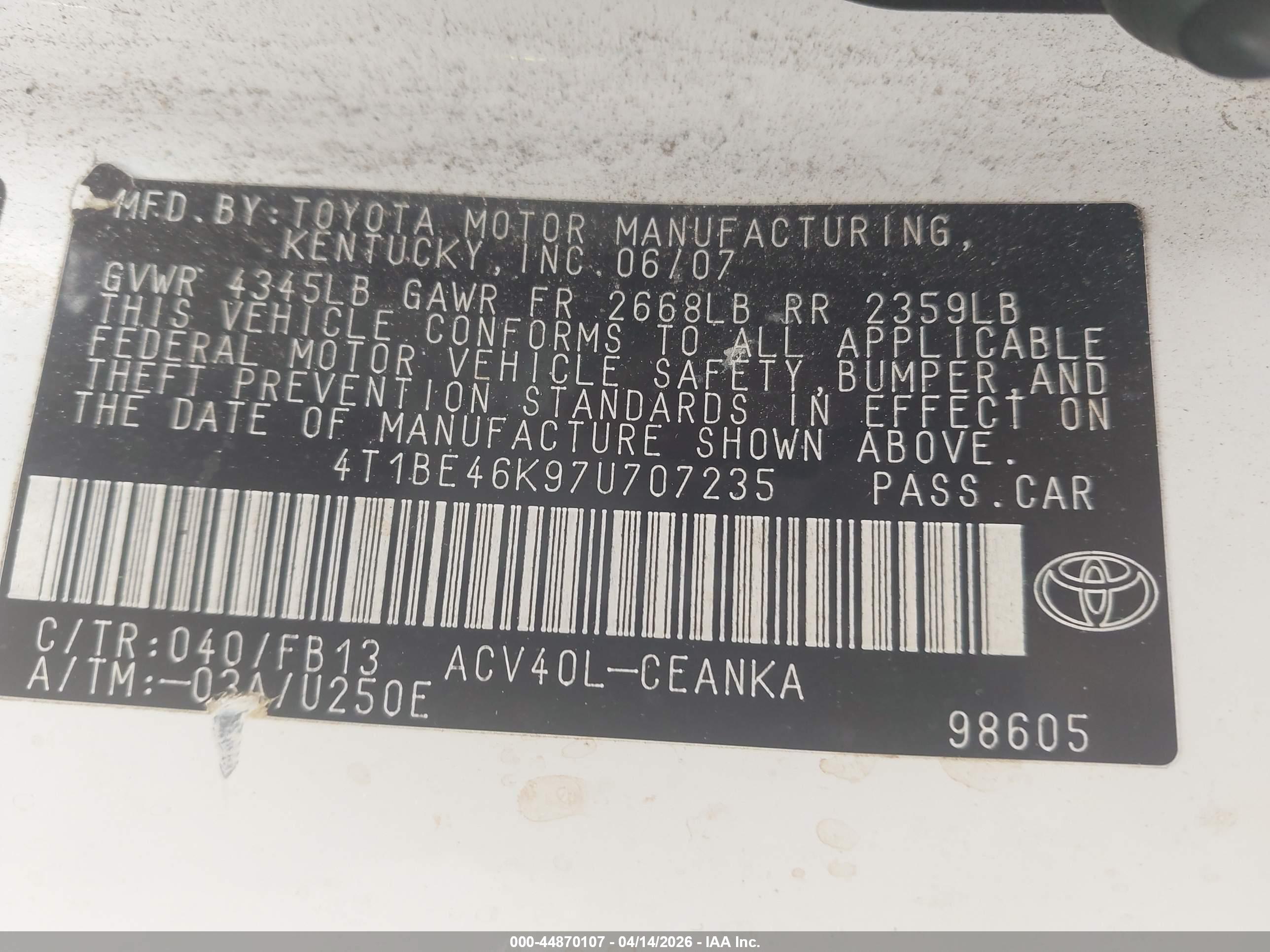 TOYOTA CAMRY image 9