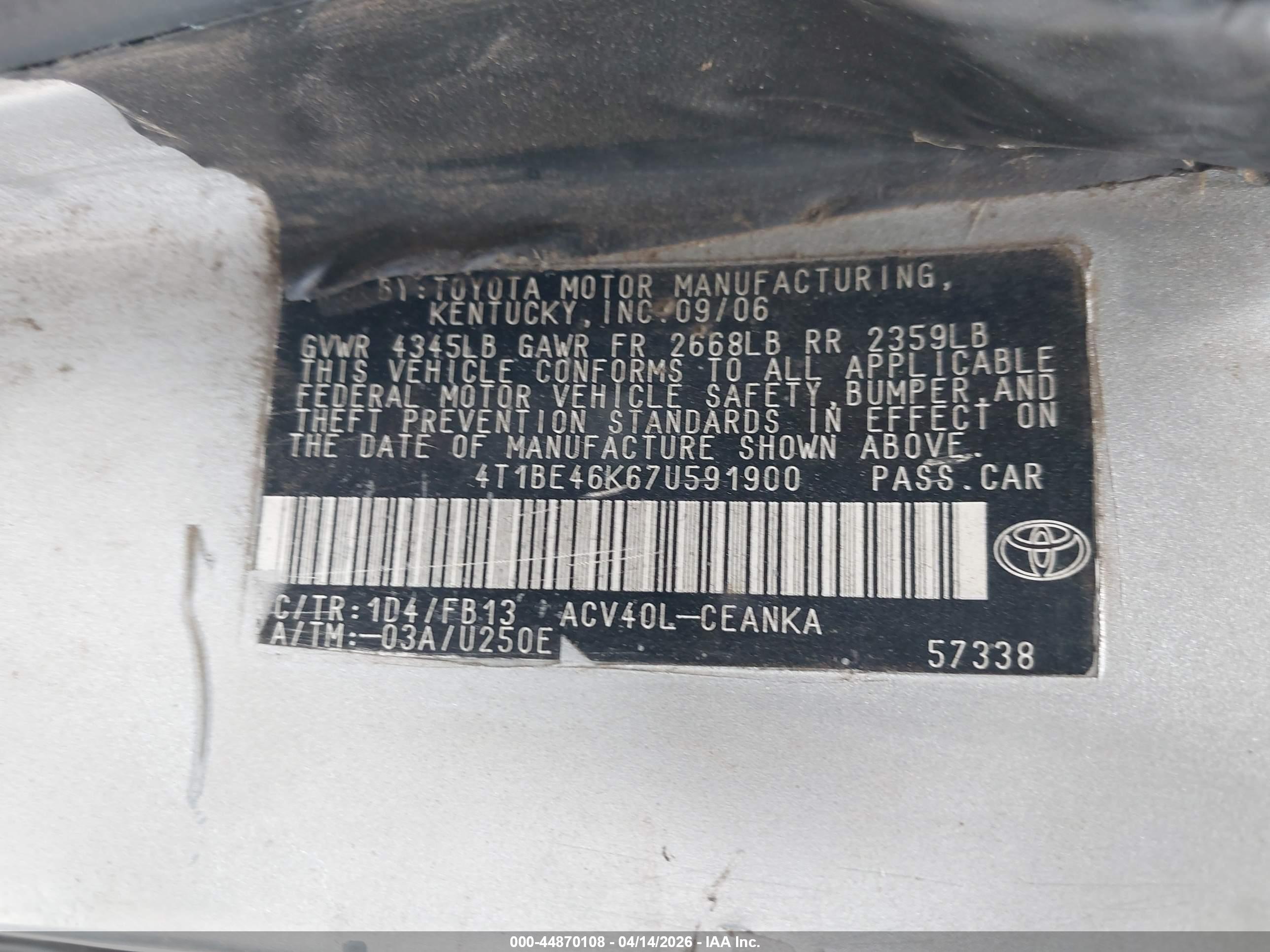 TOYOTA CAMRY image 9