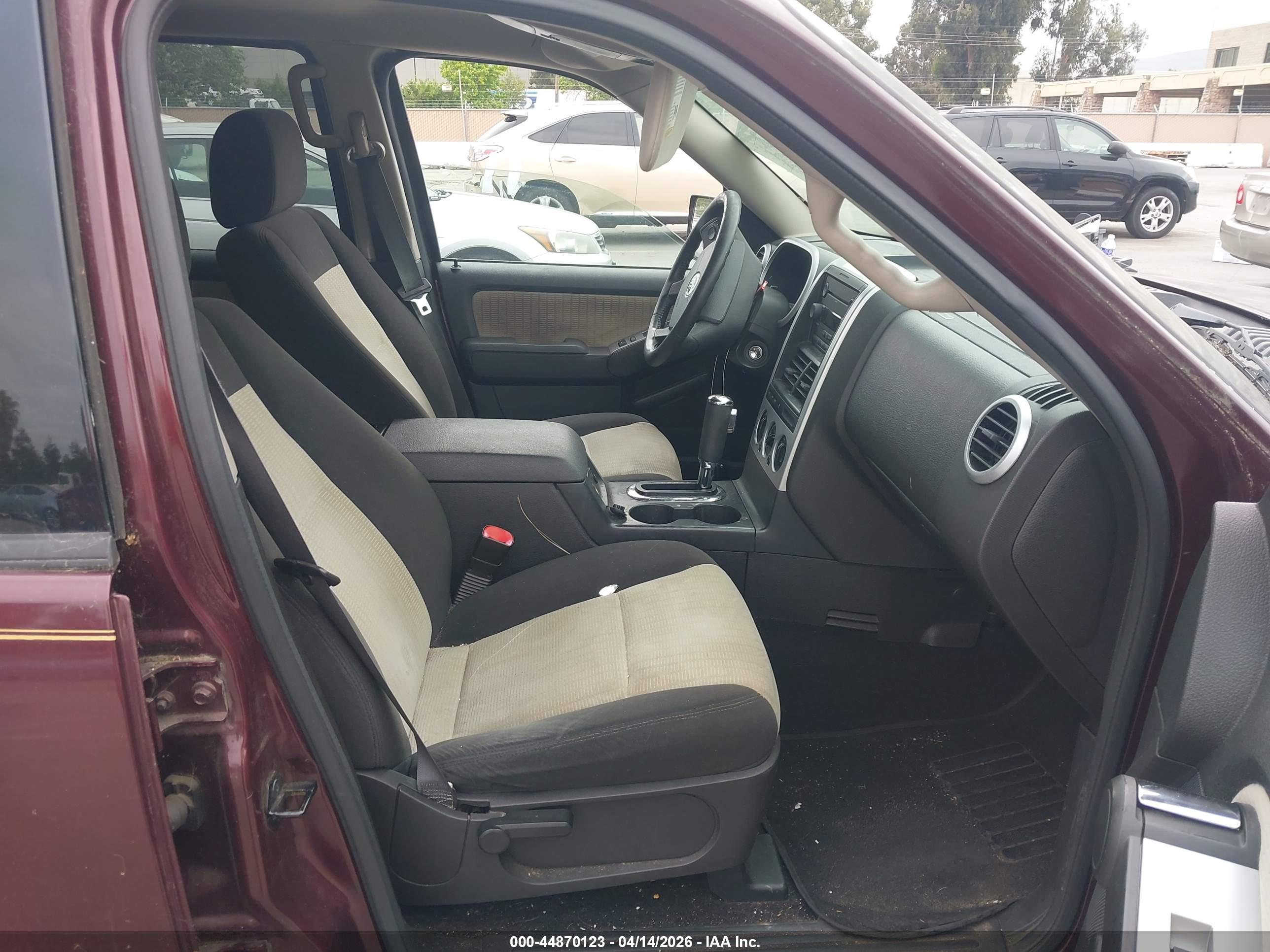 MERCURY MOUNTAINEER image 5