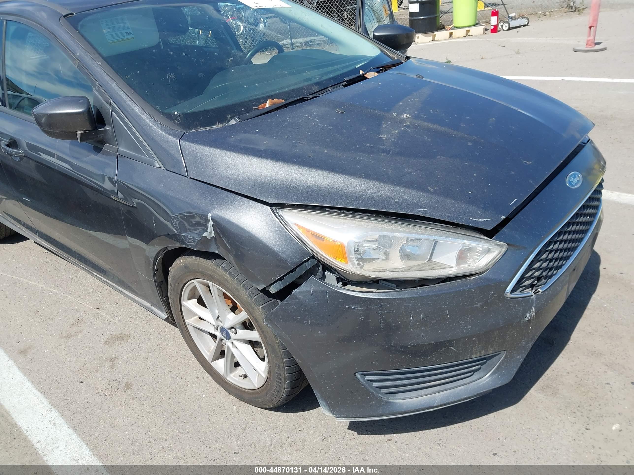 FORD FOCUS image 6