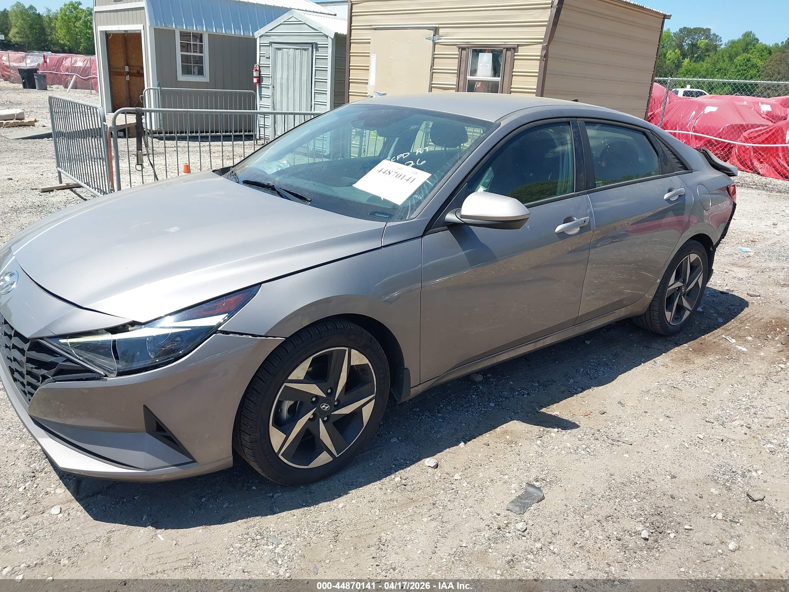 HYUNDAI ELANTRA image 2