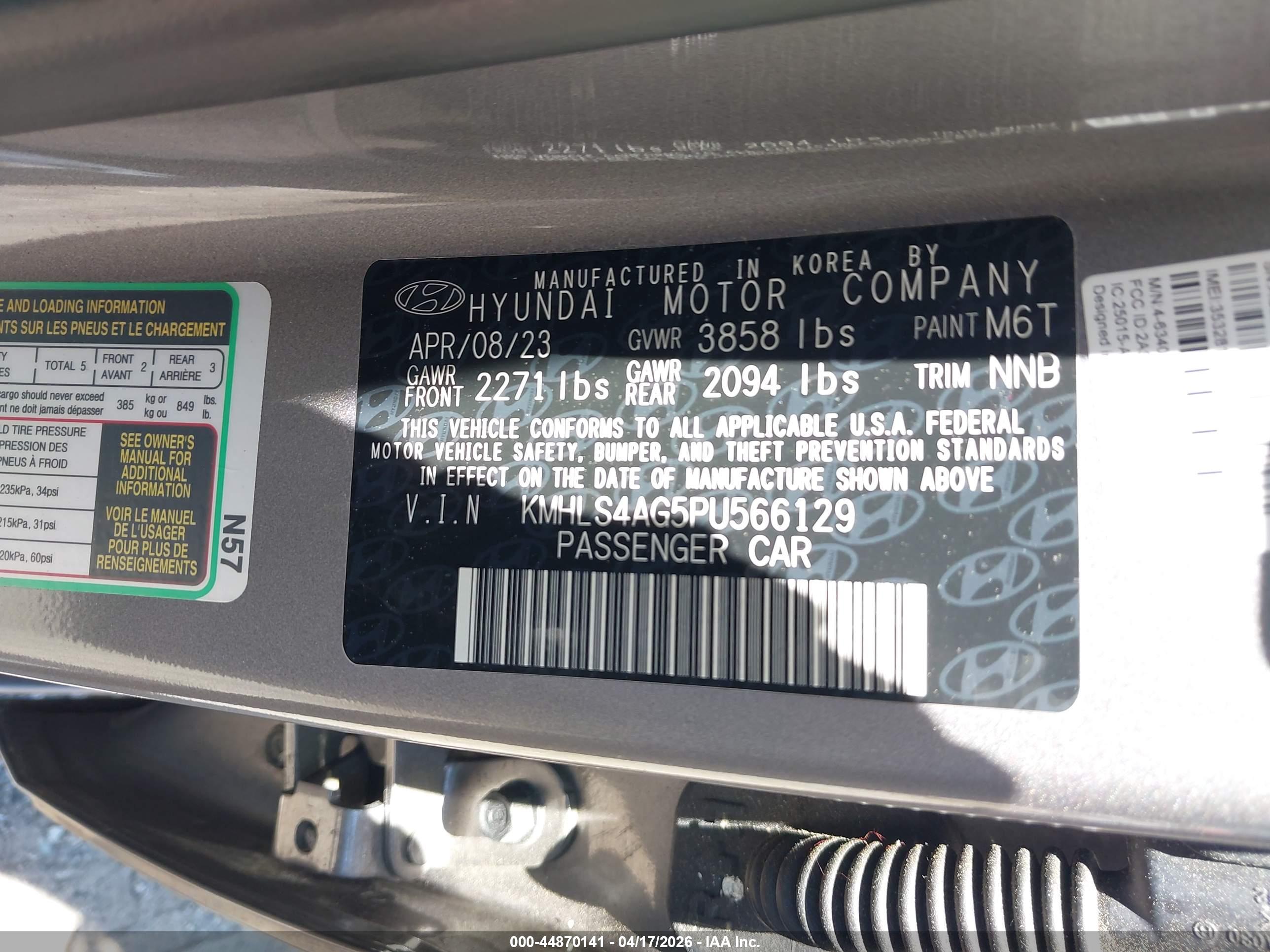 HYUNDAI ELANTRA image 9