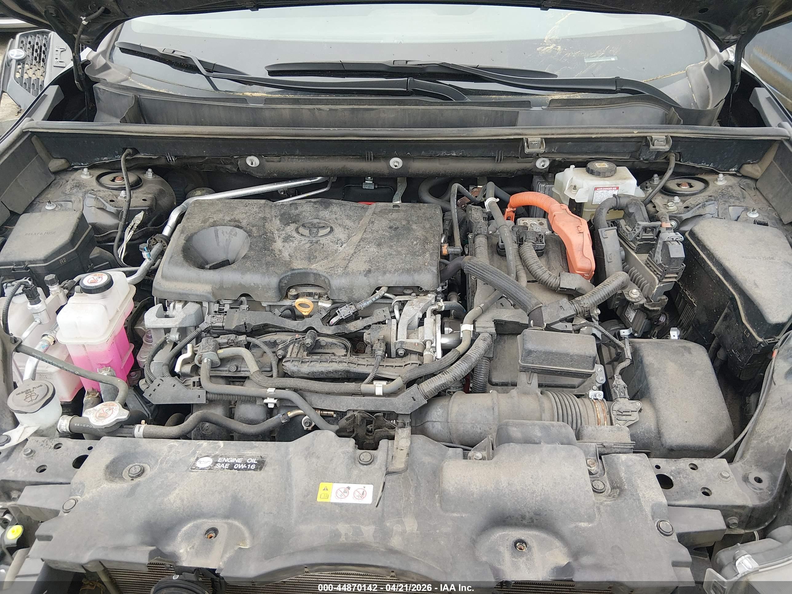 TOYOTA RAV4 image 10