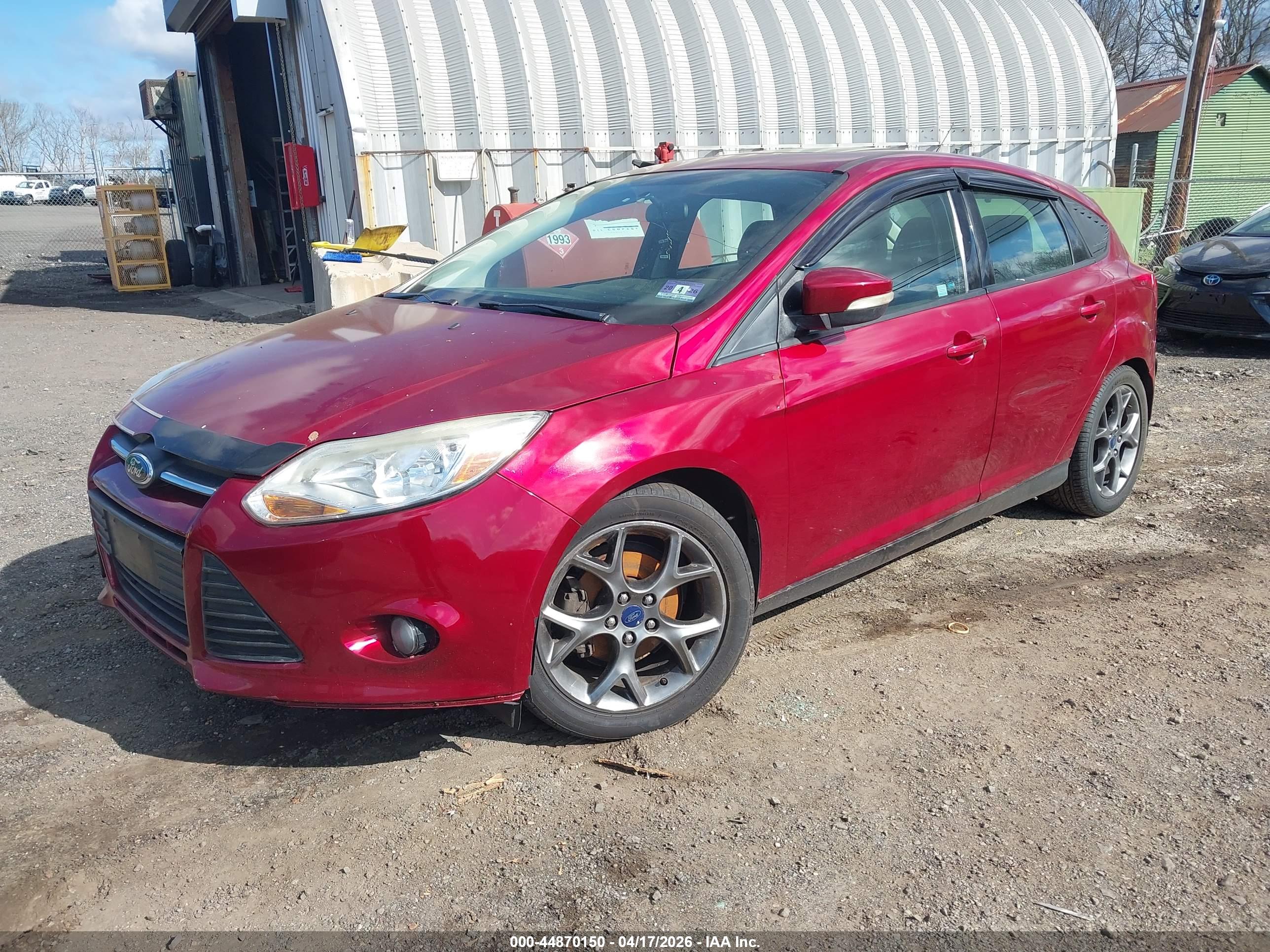 FORD FOCUS image 2