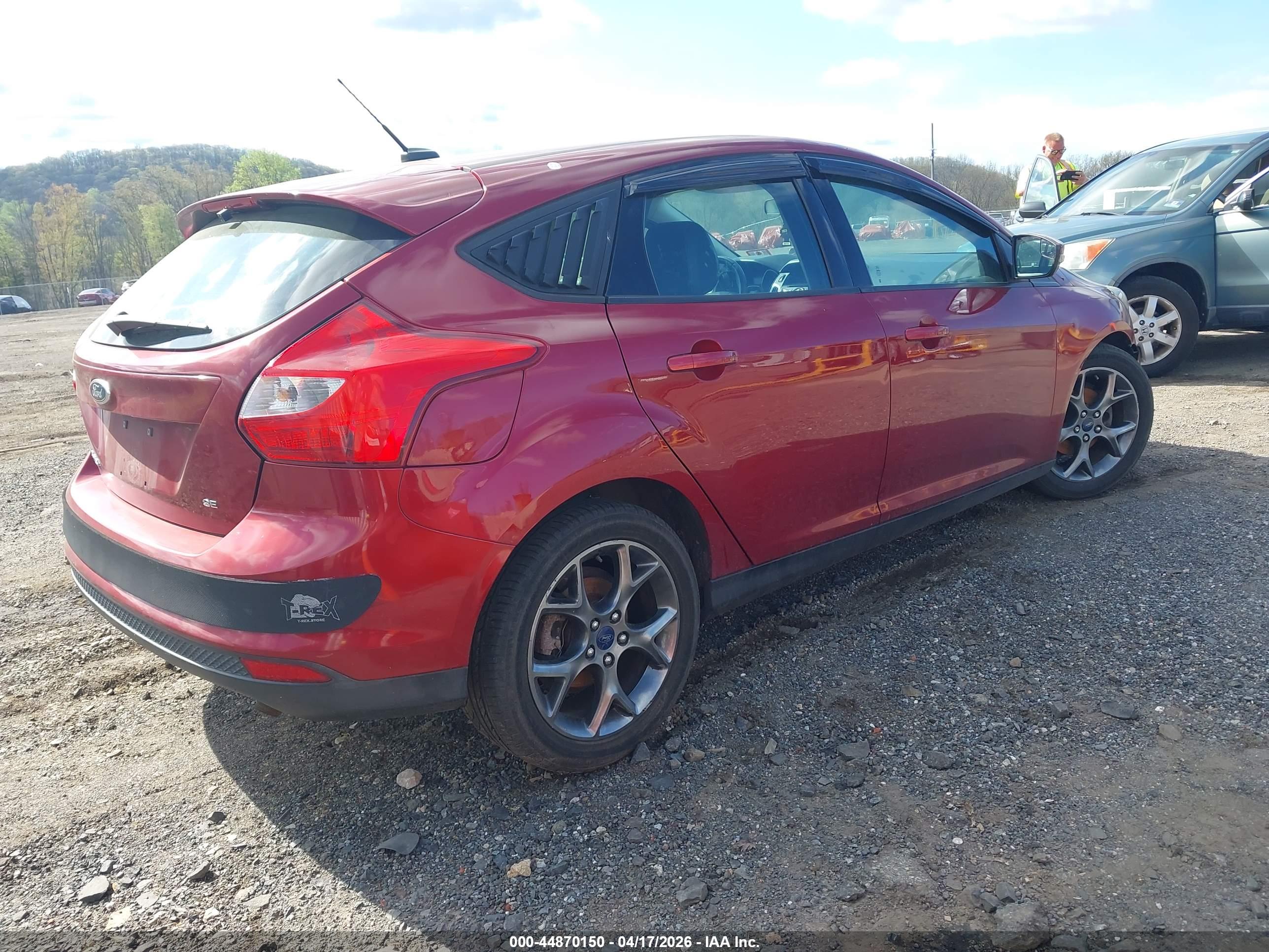 FORD FOCUS image 4