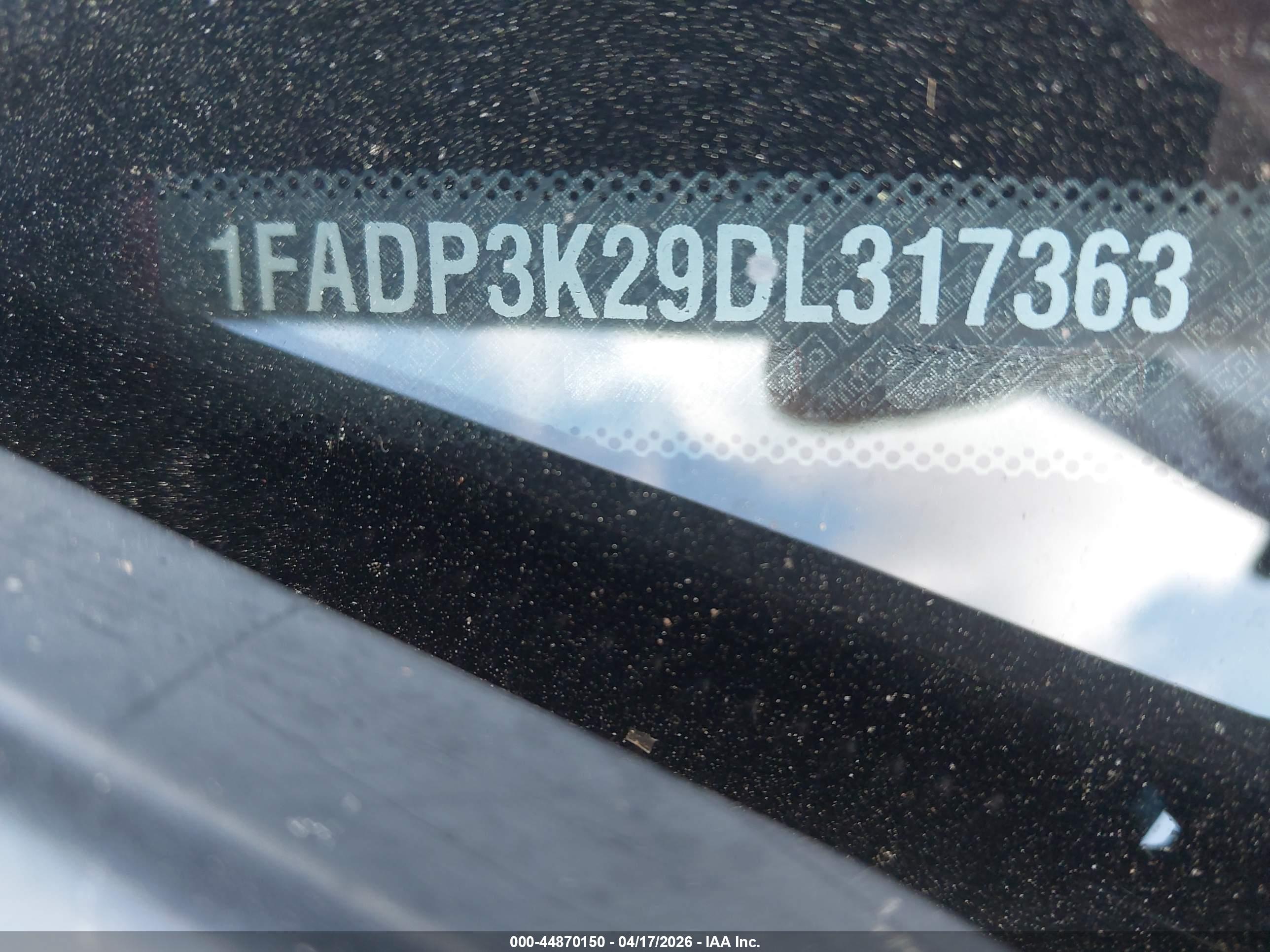 FORD FOCUS image 9