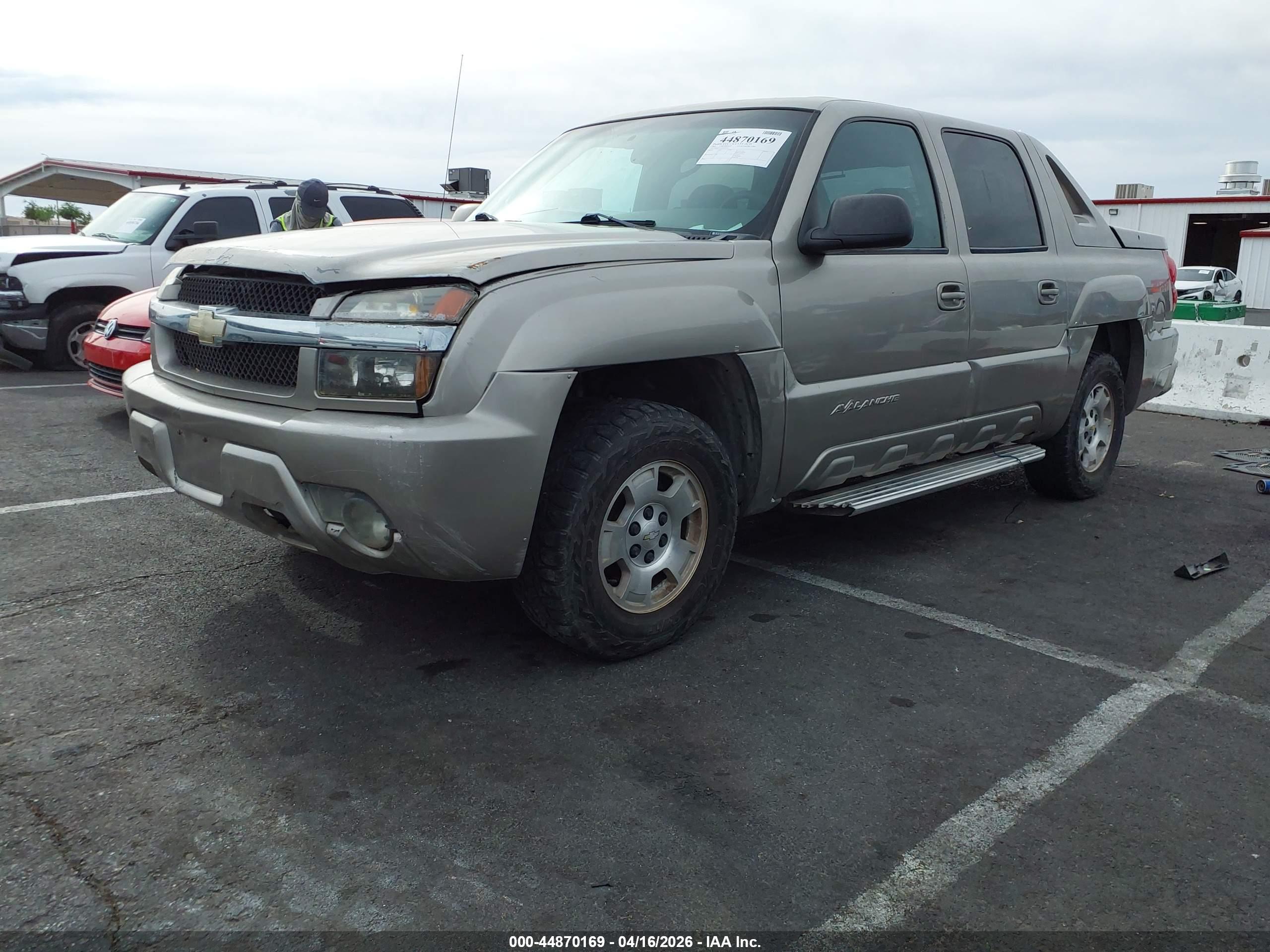 CHEVROLET AVALANCHE image 2