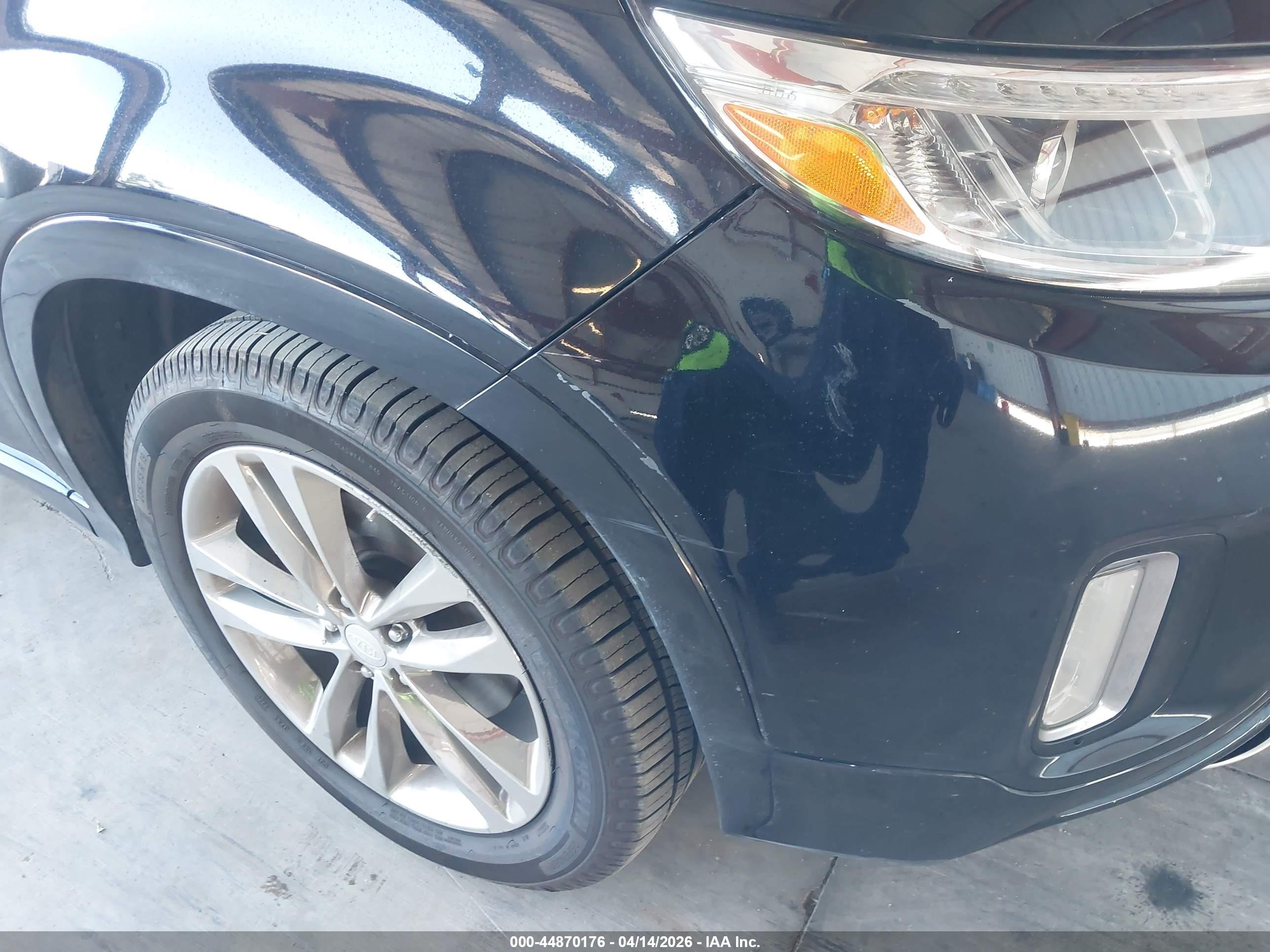 KIA SORENTO image 6