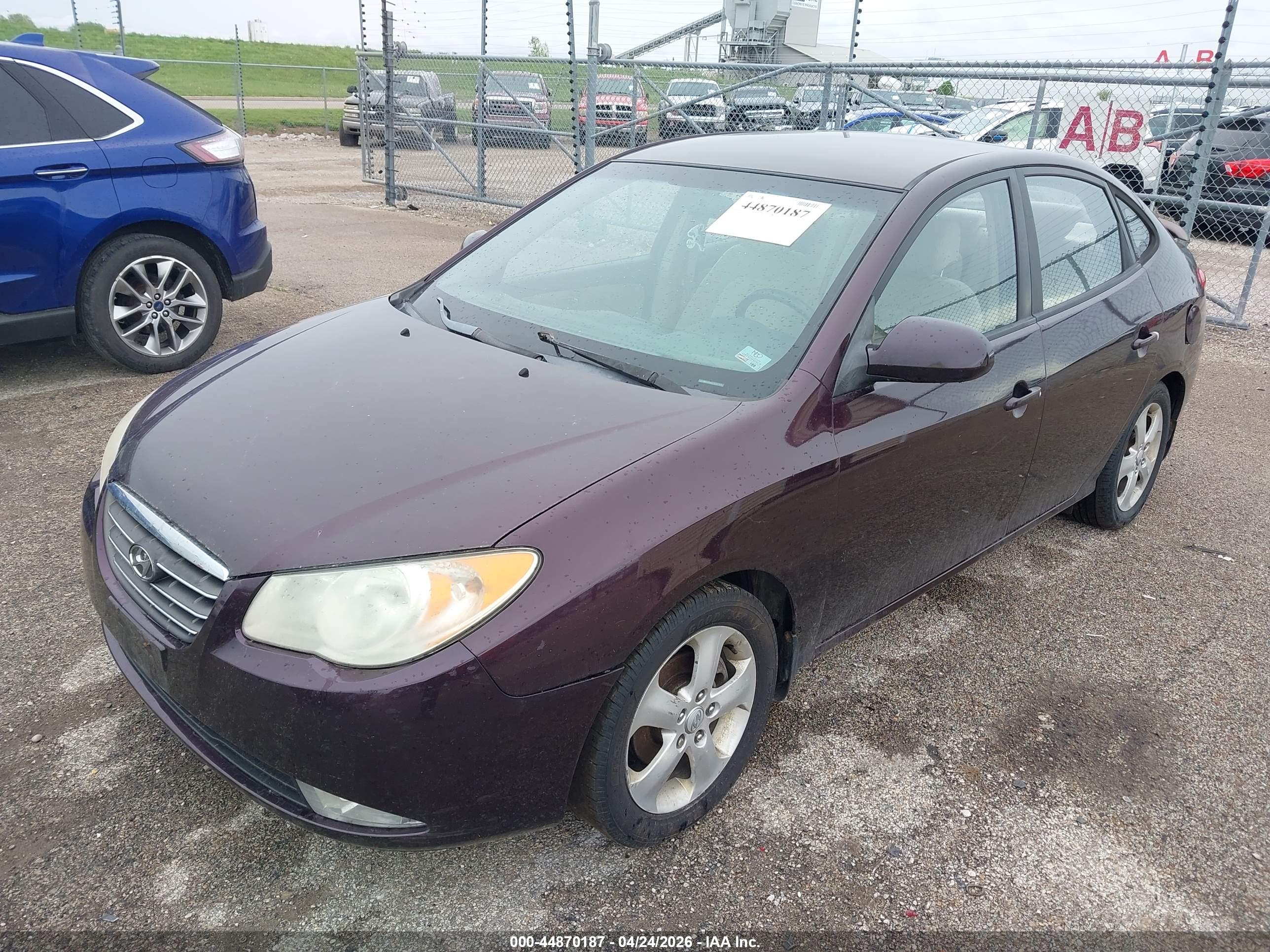 HYUNDAI ELANTRA image 2