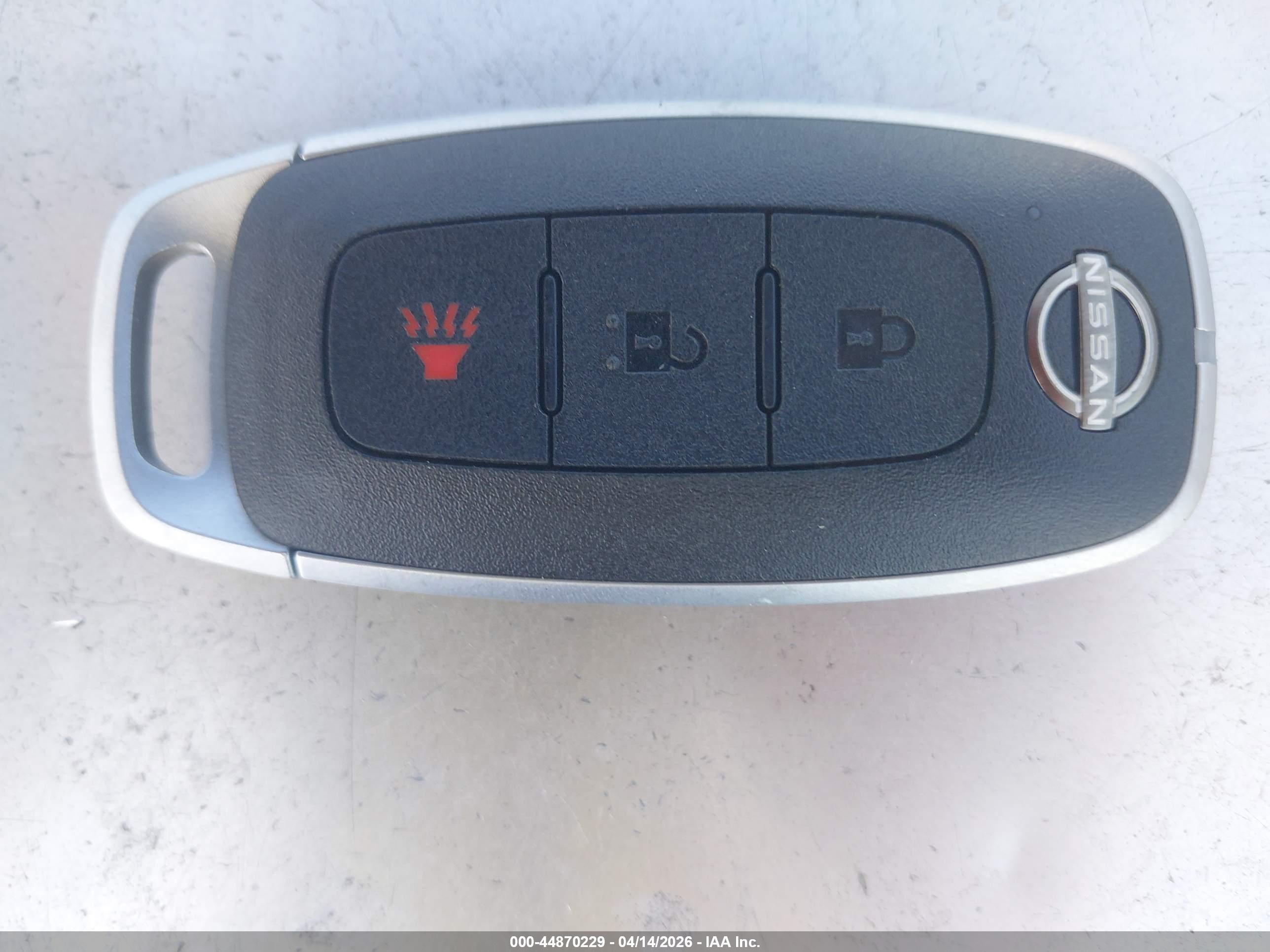 NISSAN KICKS image 11