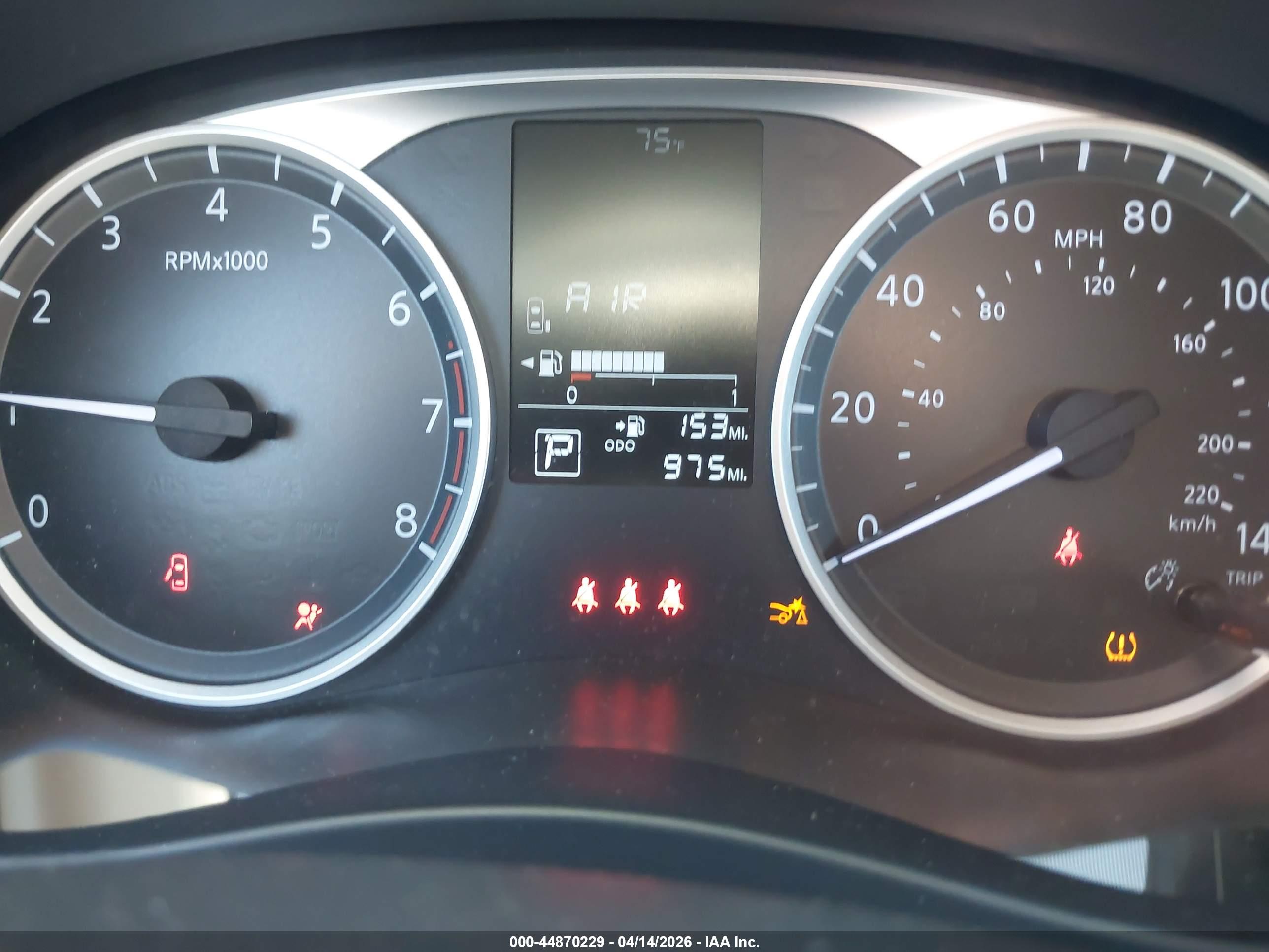 NISSAN KICKS image 7