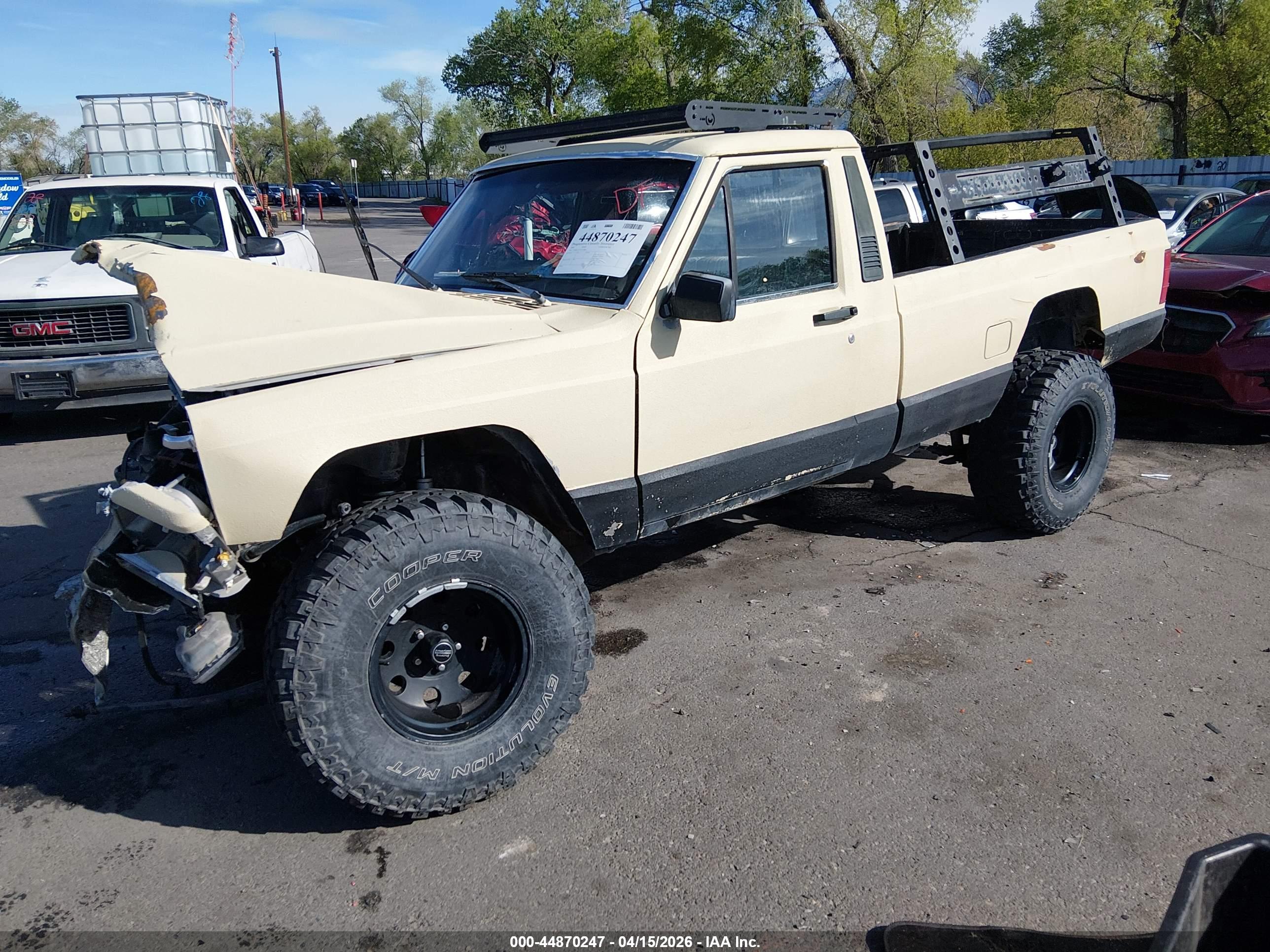 JEEP COMANCHE image 2