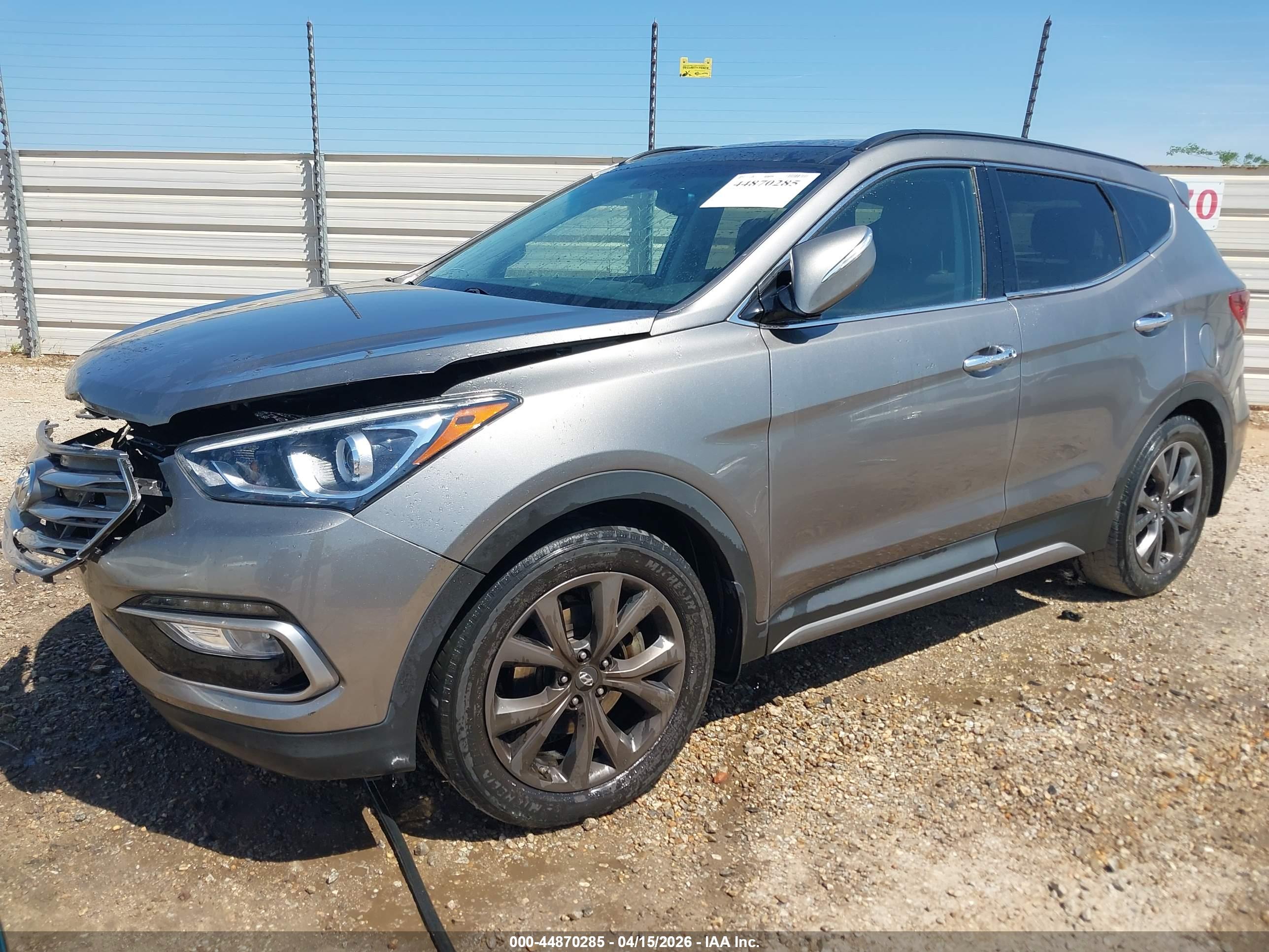 HYUNDAI SANTA image 2