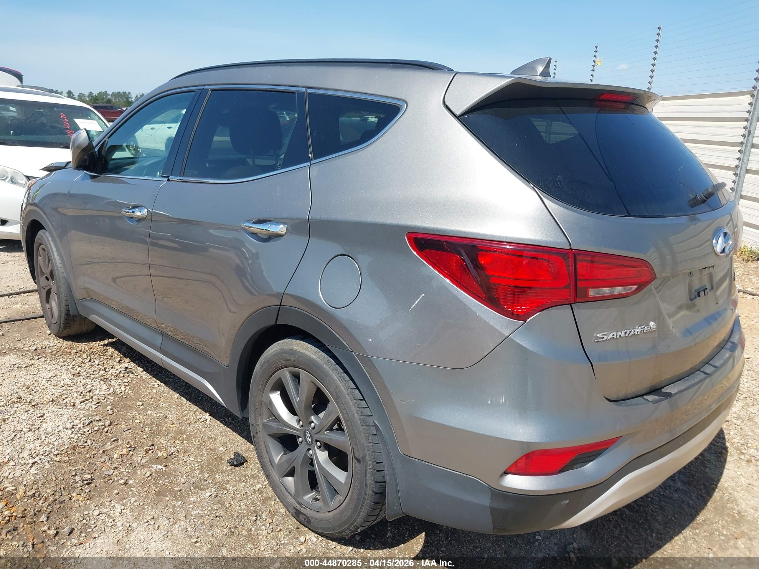 HYUNDAI SANTA image 3
