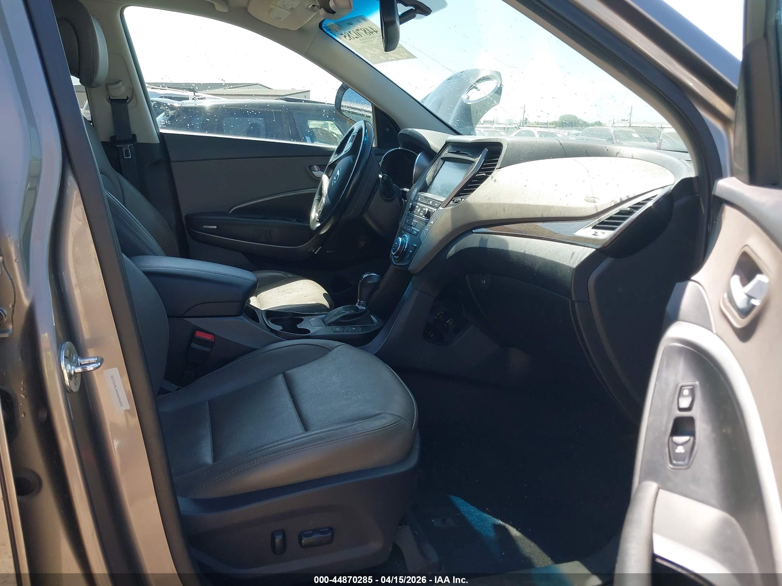 HYUNDAI SANTA image 5