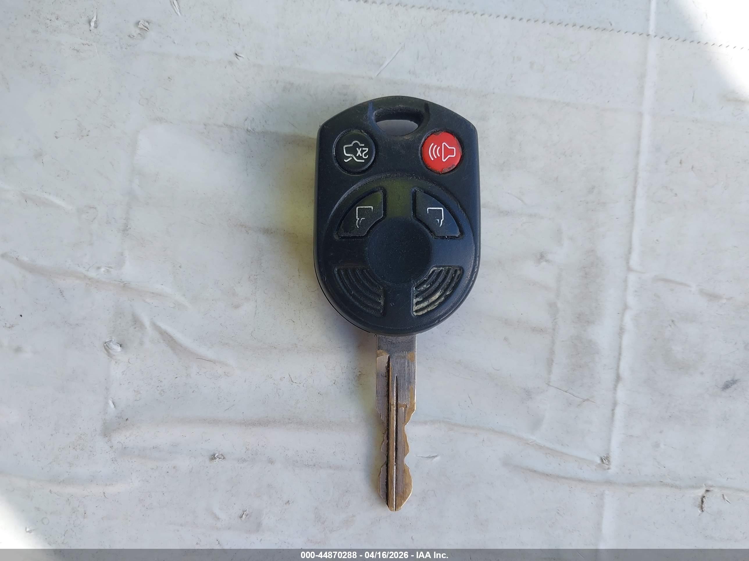 FORD ESCAPE image 11