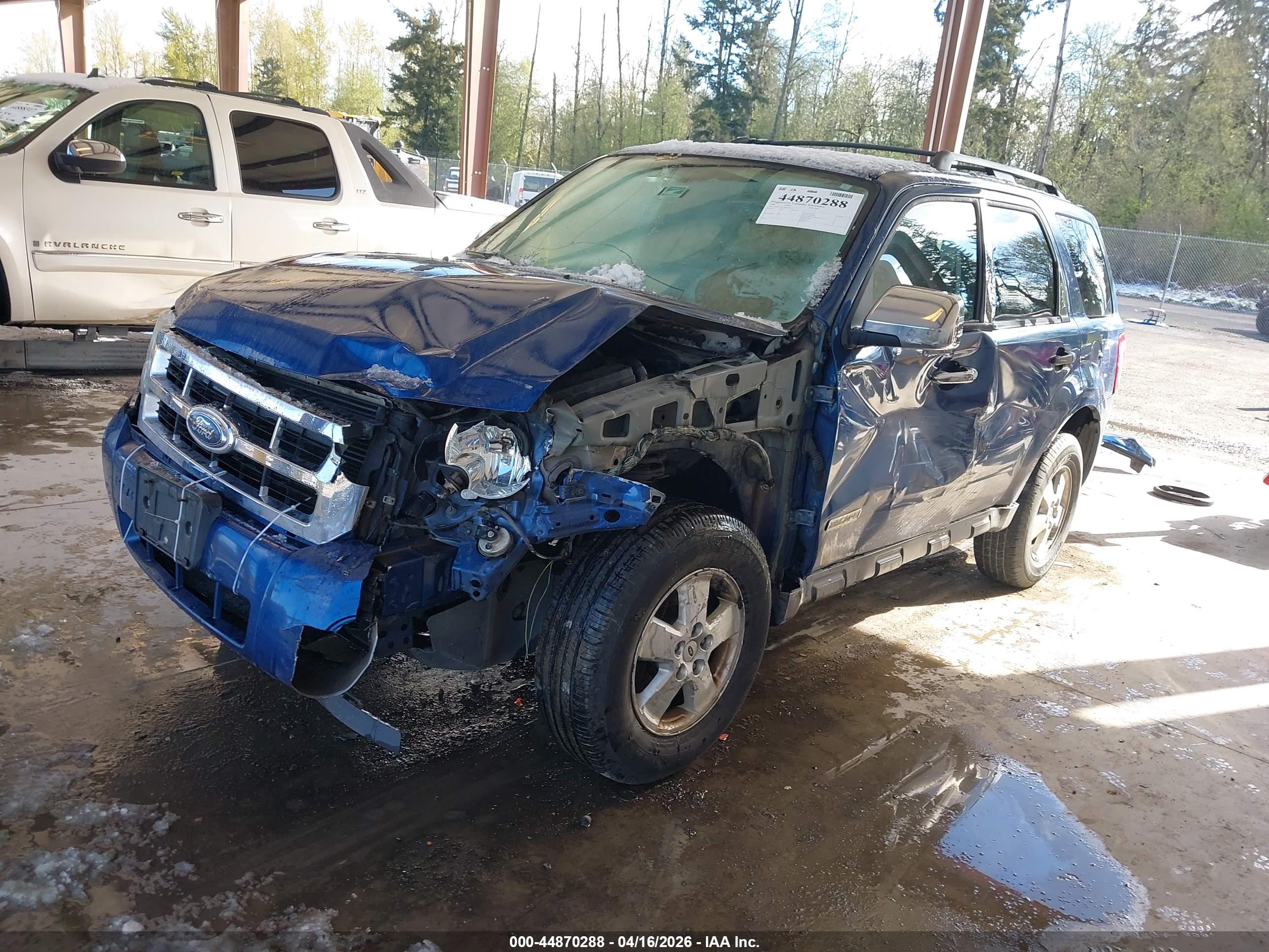 FORD ESCAPE image 2