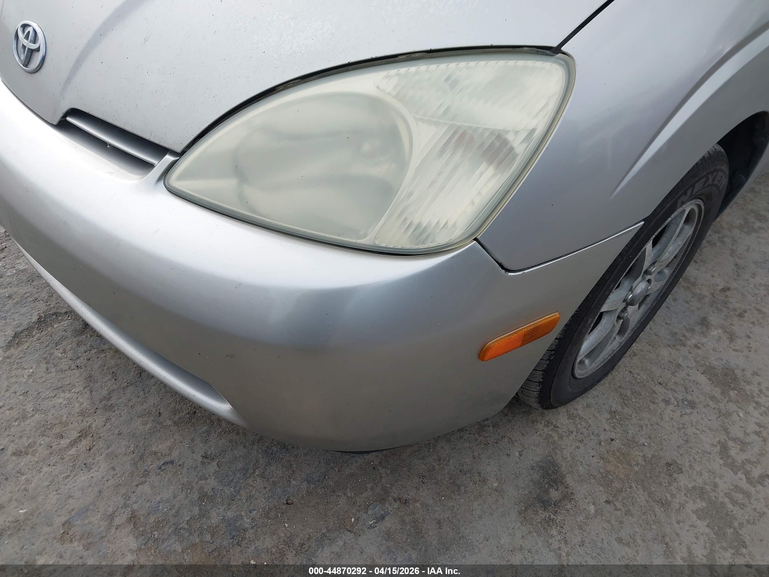 TOYOTA PRIUS image 6