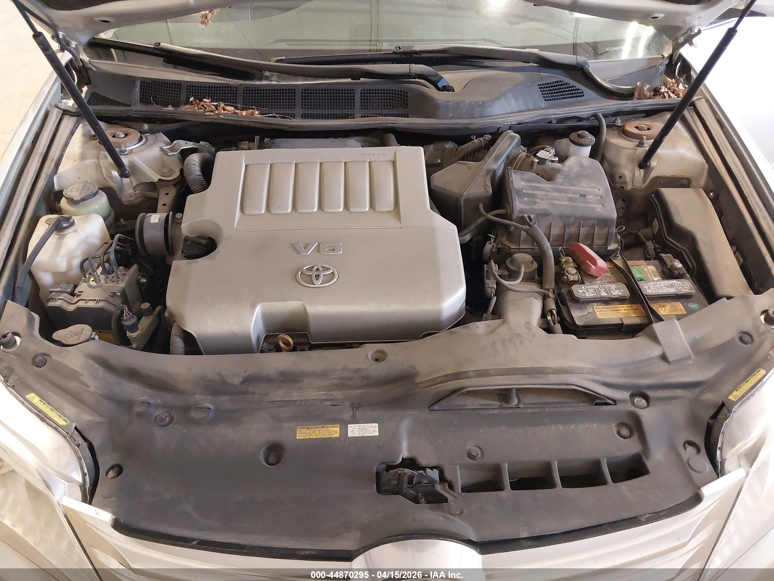 TOYOTA AVALON image 10