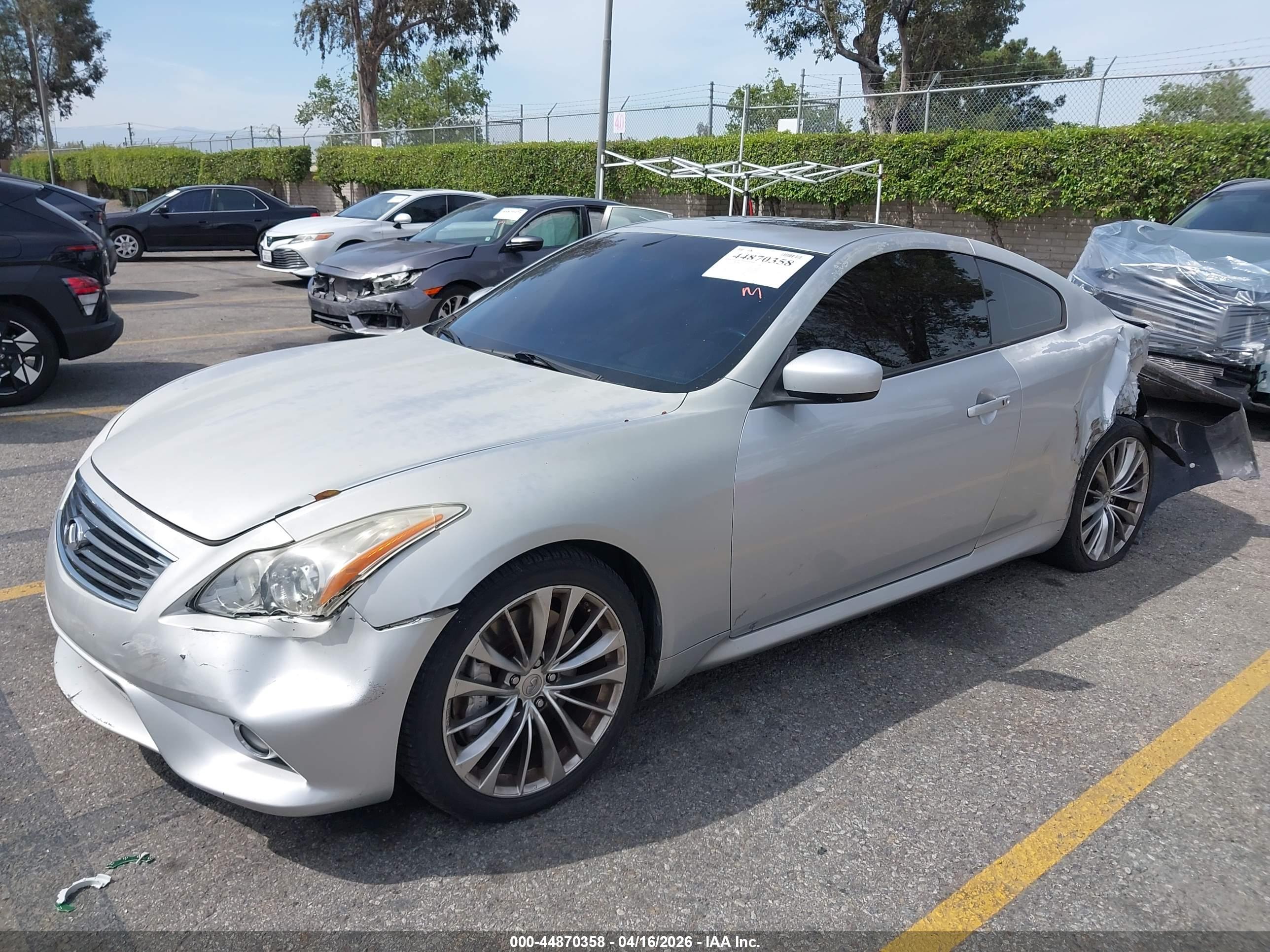 INFINITI Q60 image 2