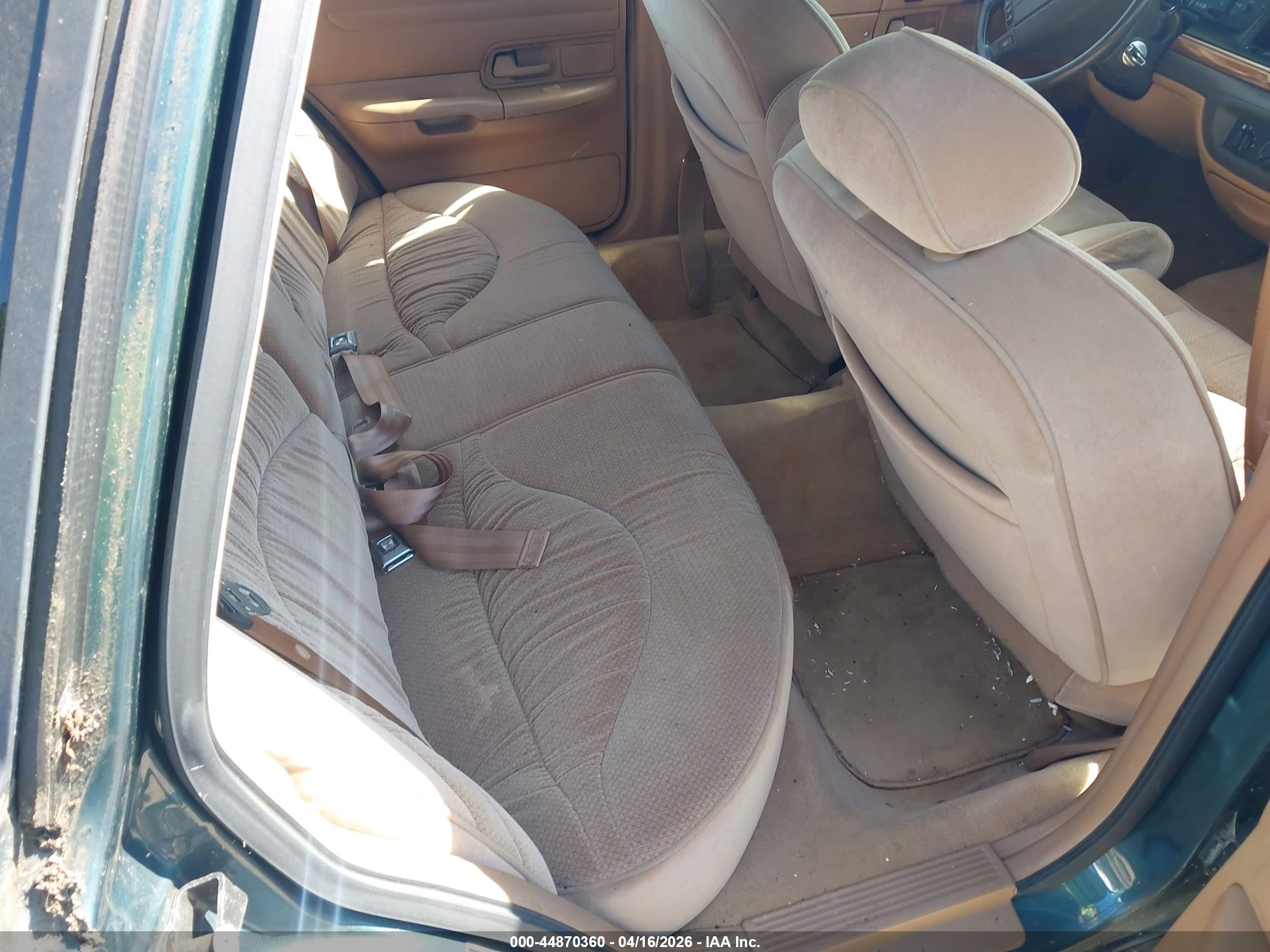 FORD CROWN image 8