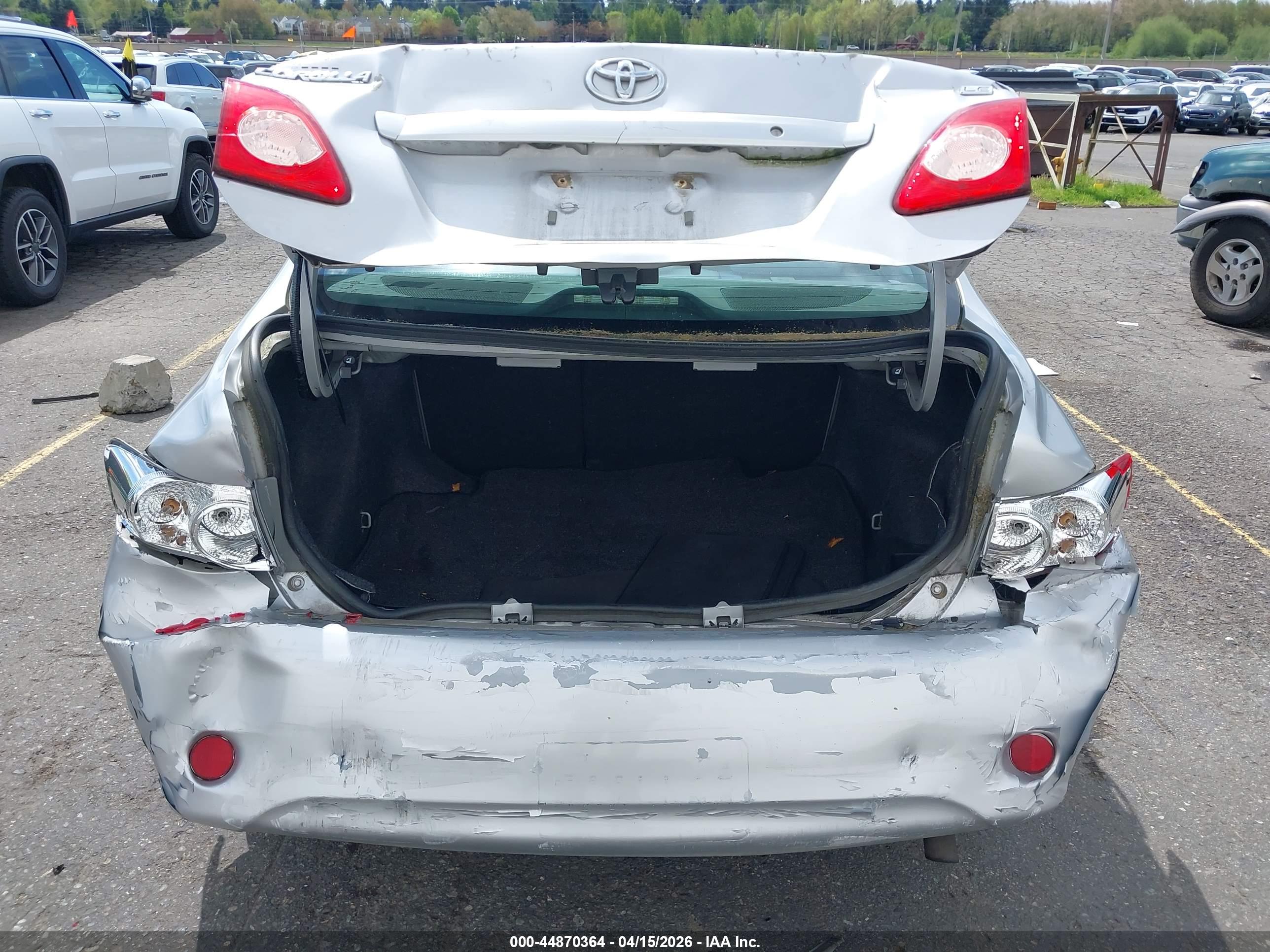 TOYOTA COROLLA image 6