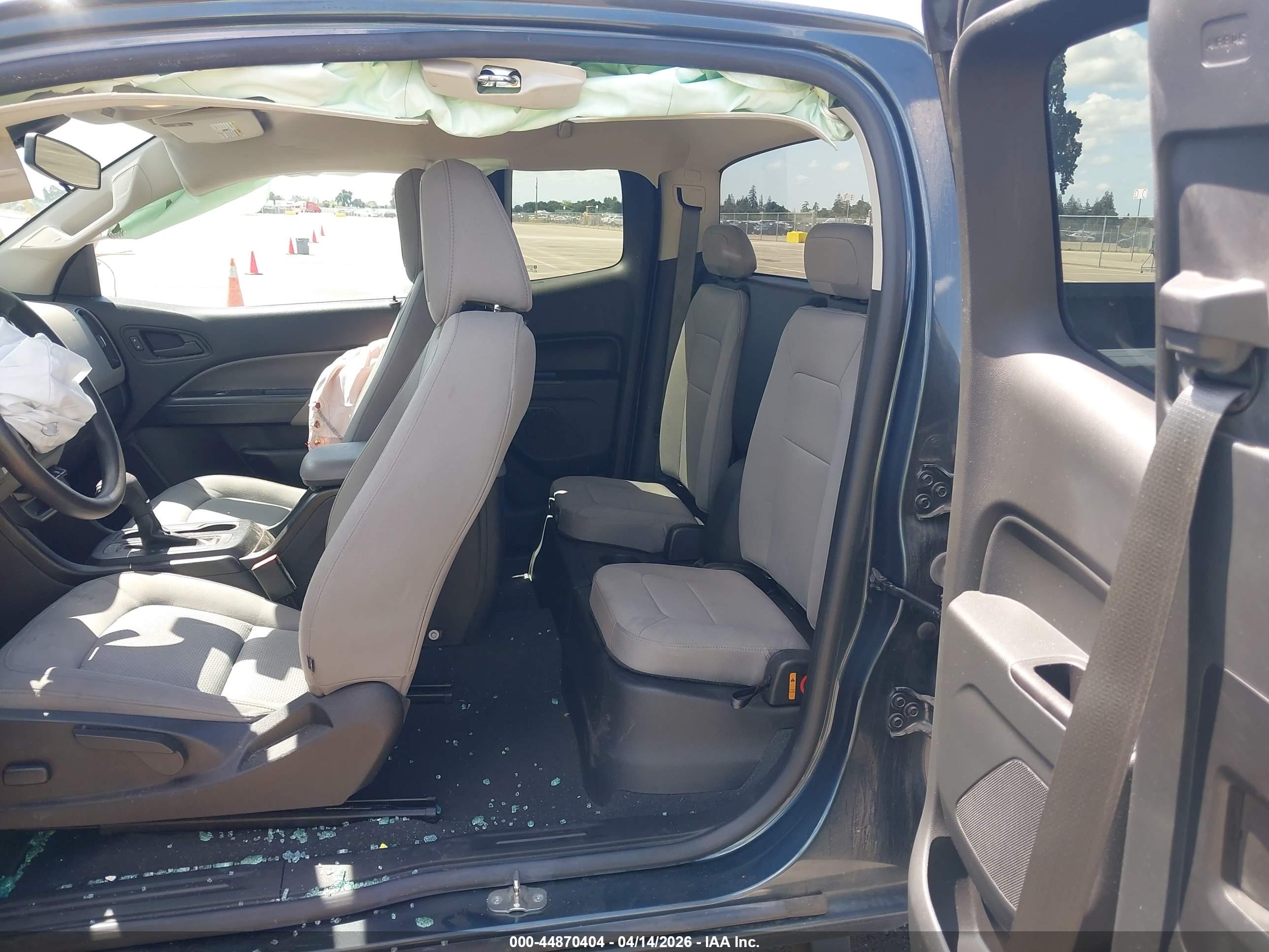 CHEVROLET COLORADO image 8