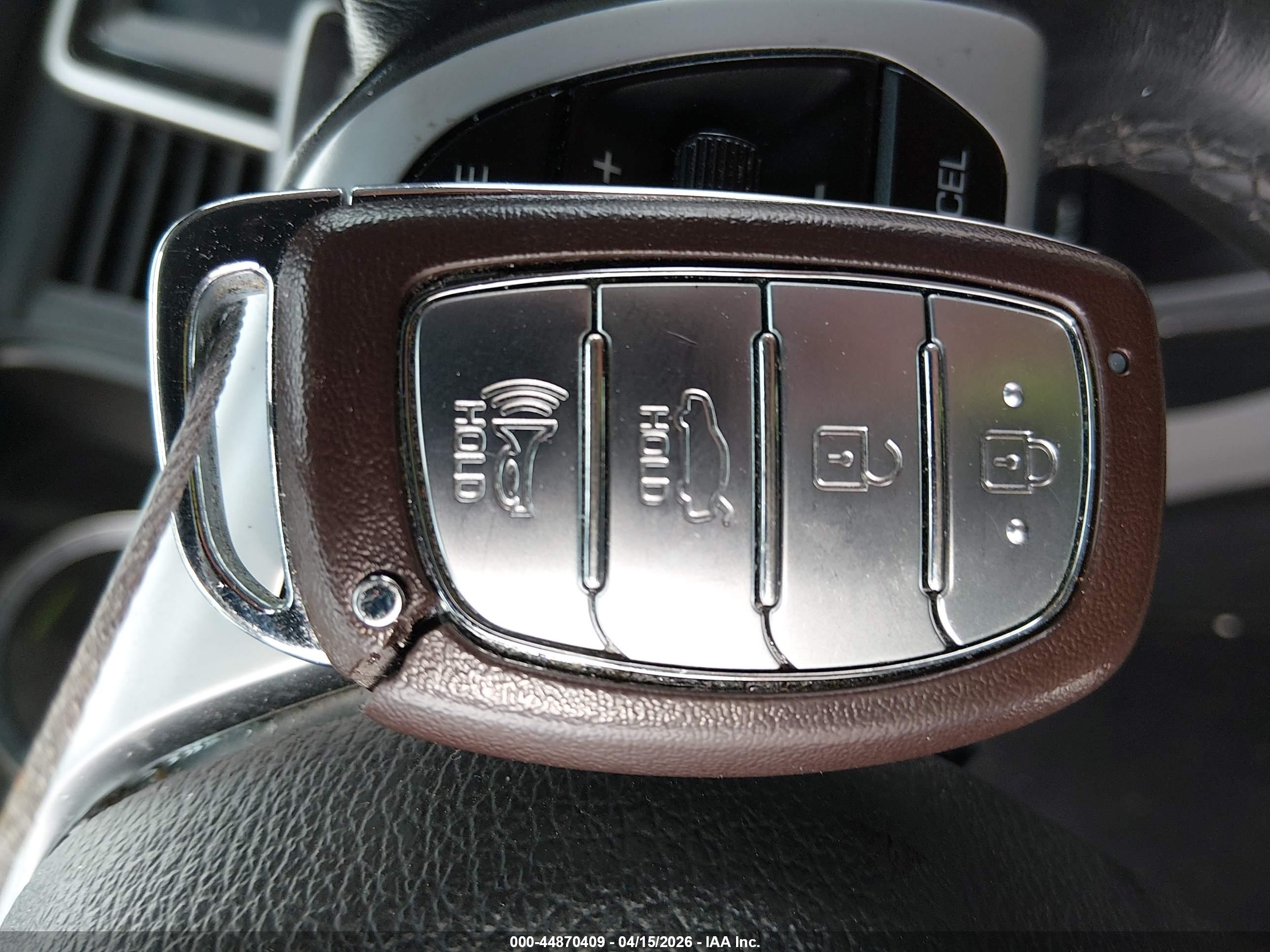 HYUNDAI SONATA image 11