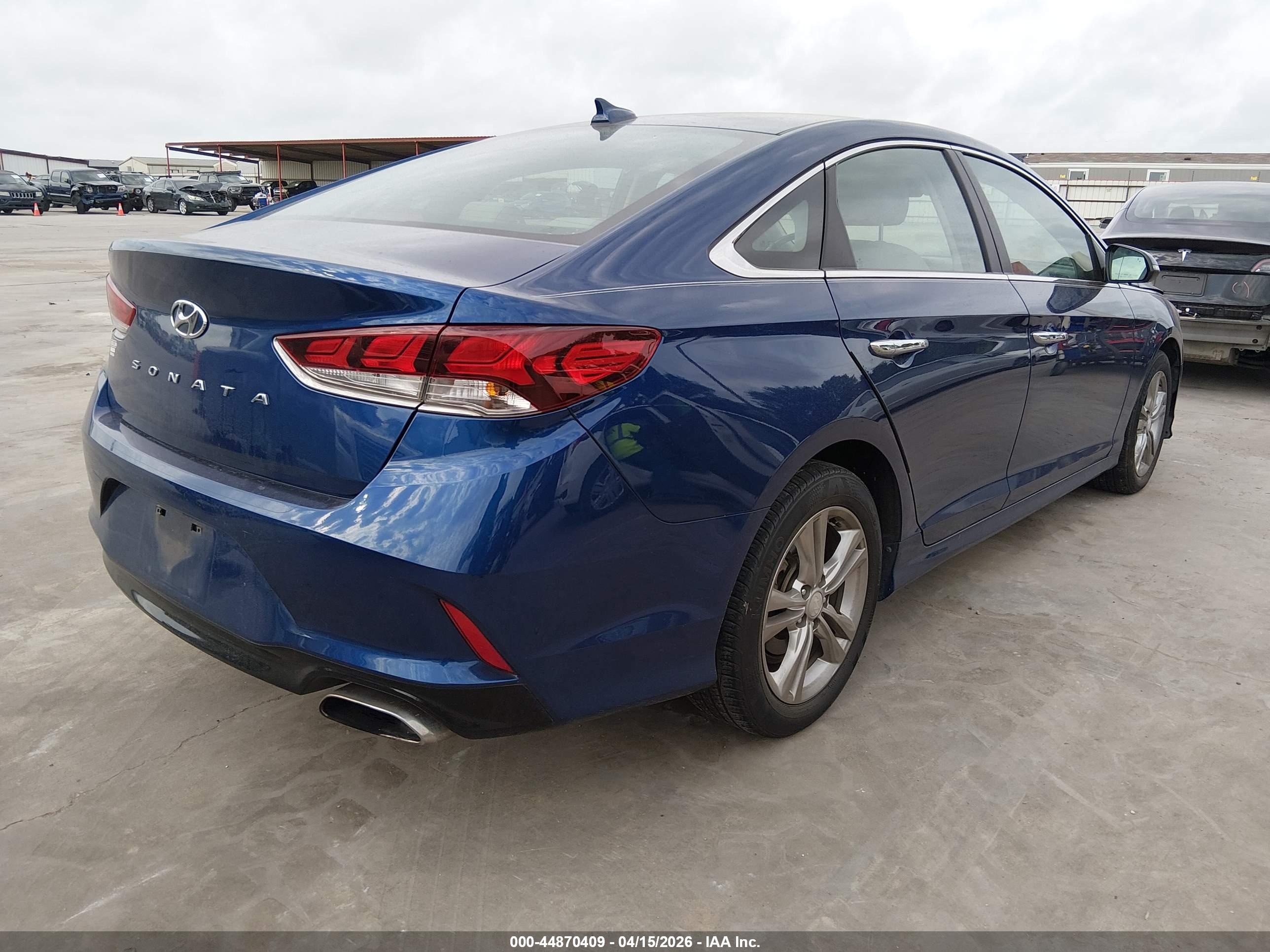 HYUNDAI SONATA image 4