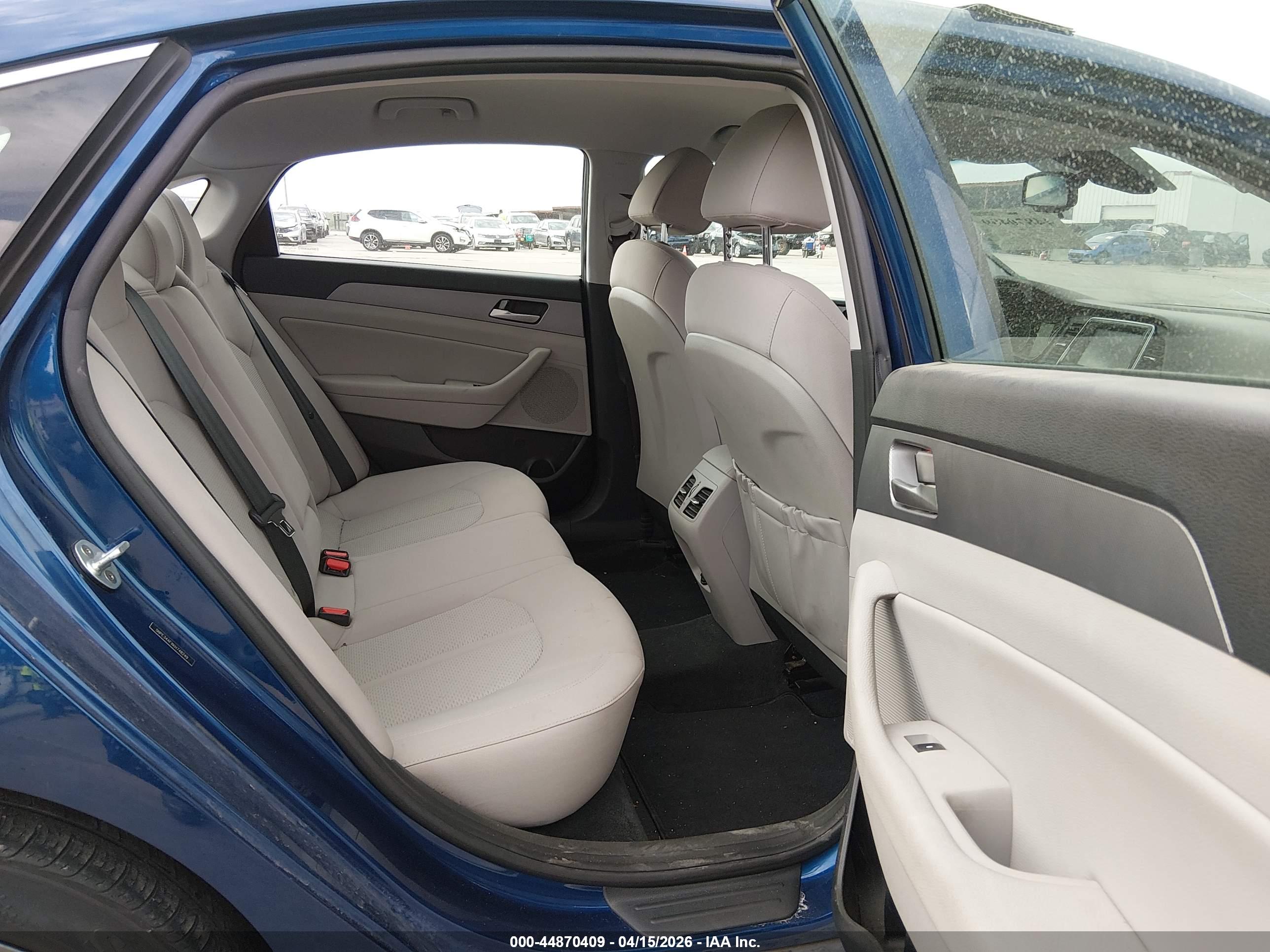 HYUNDAI SONATA image 8