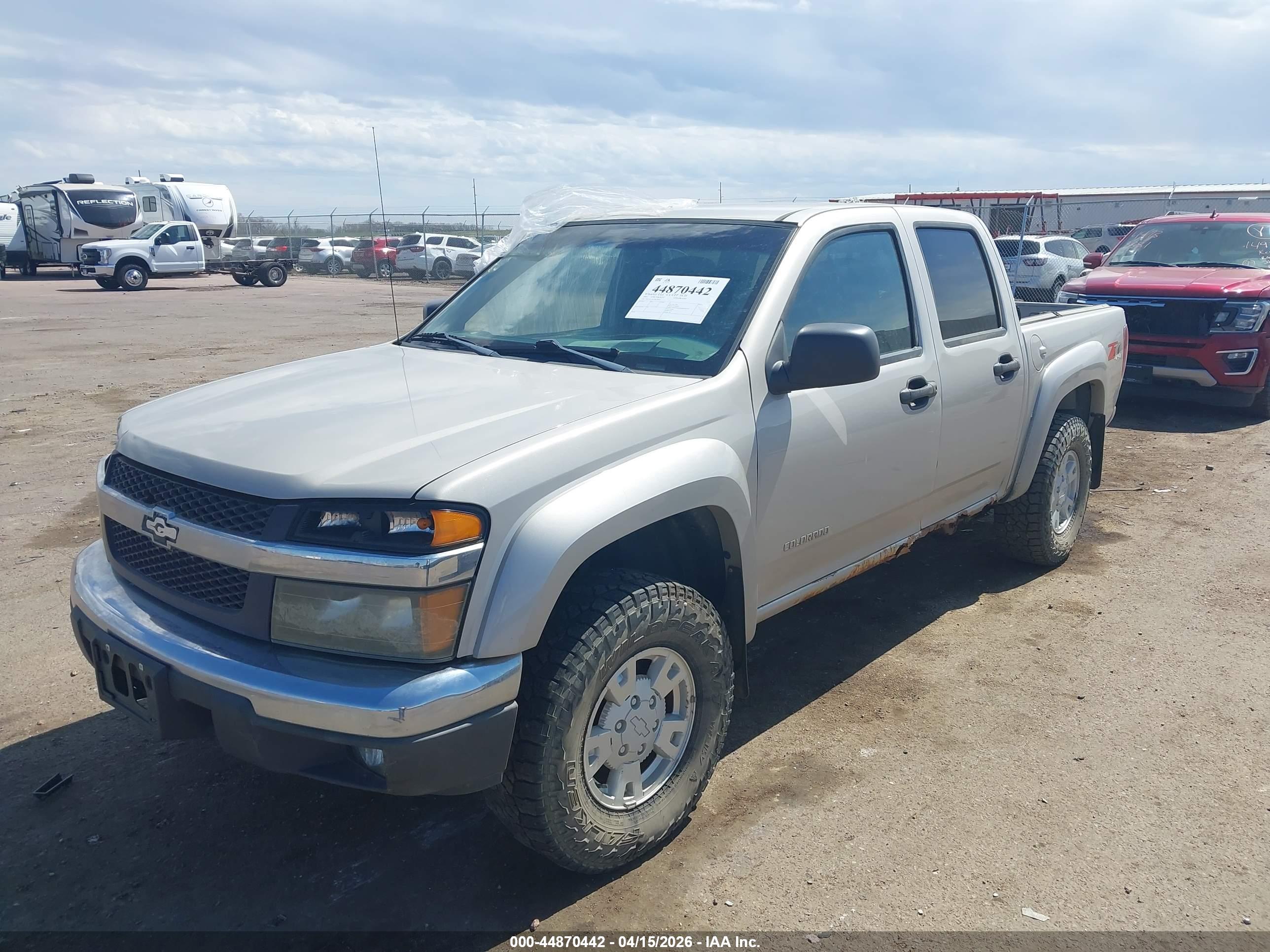 CHEVROLET COLORADO image 2