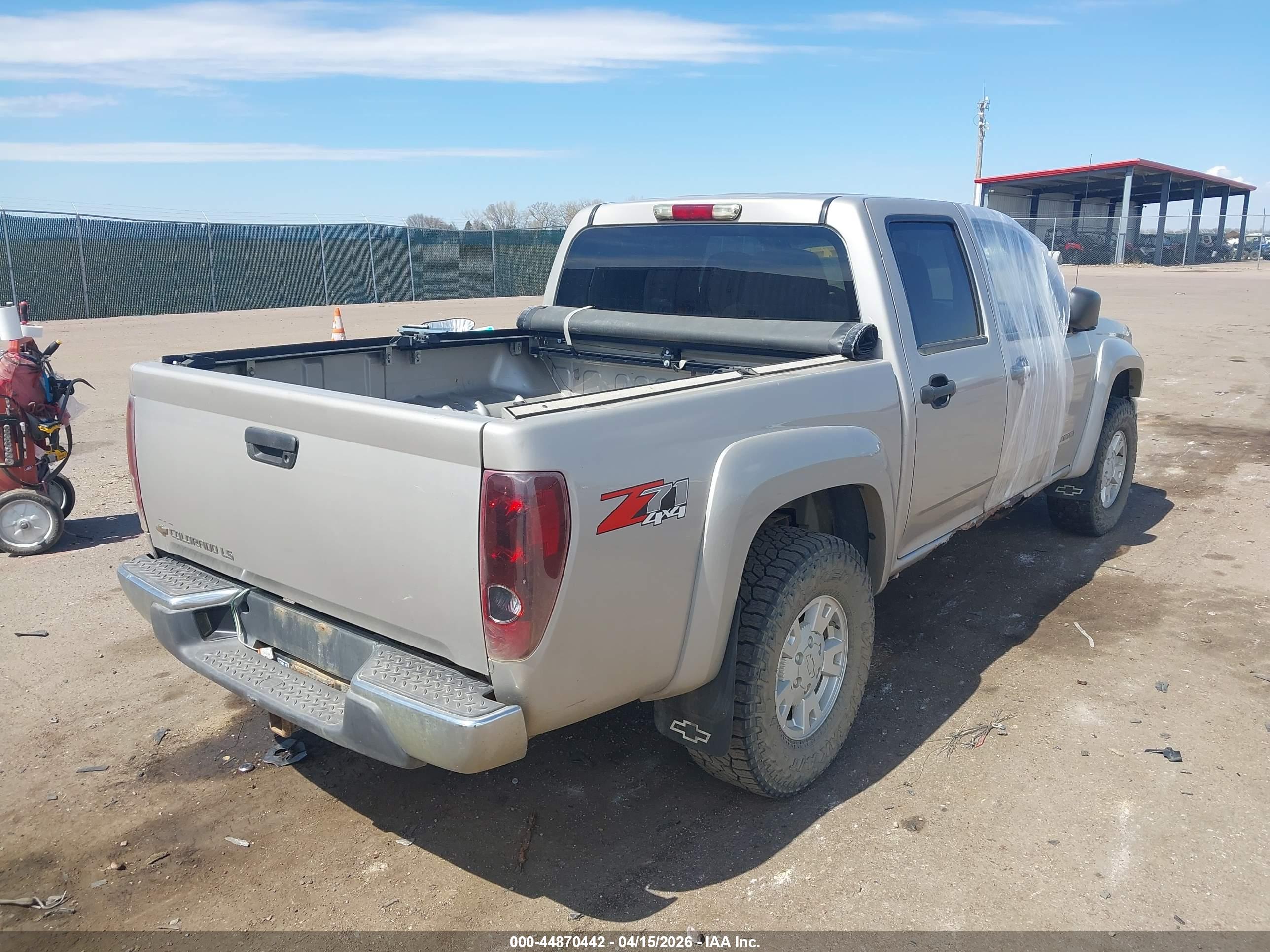 CHEVROLET COLORADO image 4