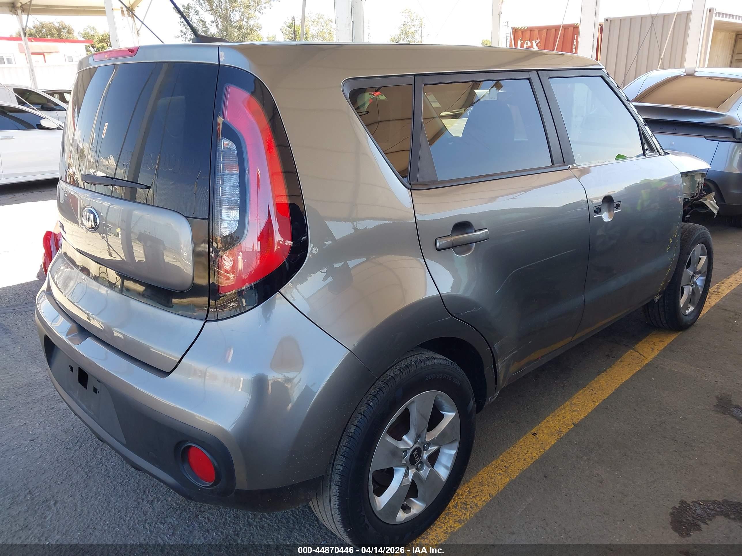 KIA SOUL image 4