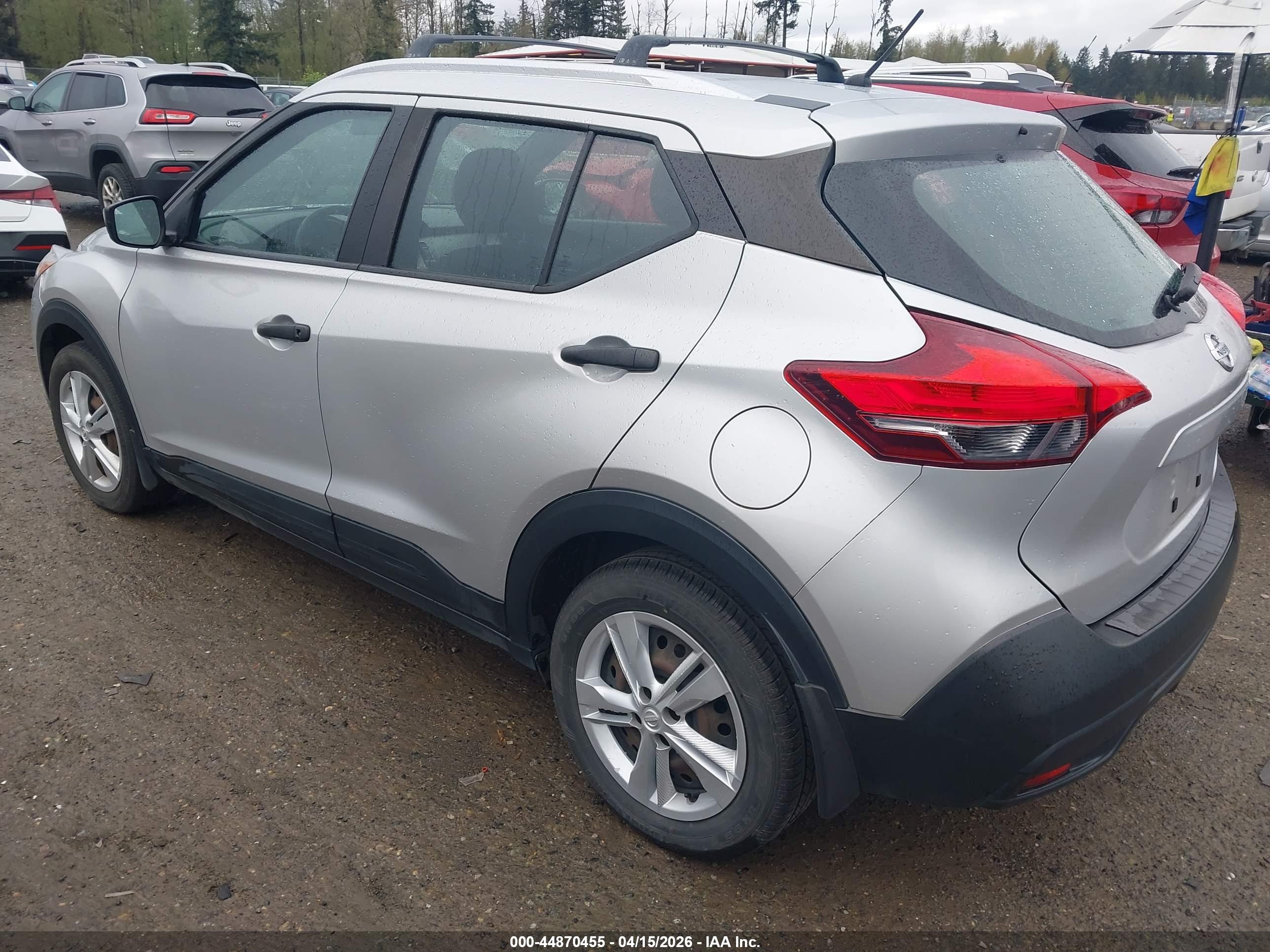 NISSAN KICKS image 3