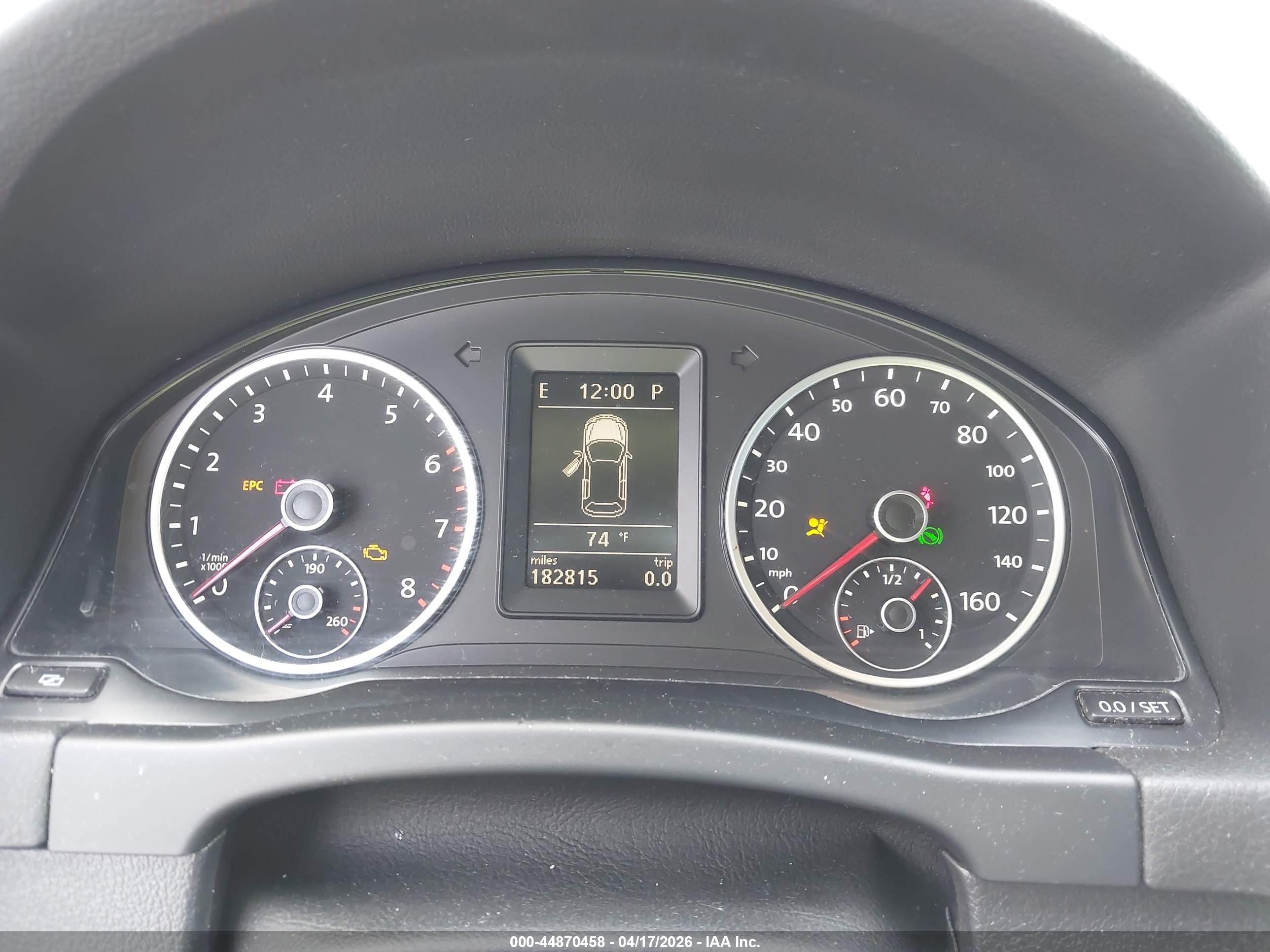 VOLKSWAGEN TIGUAN image 7