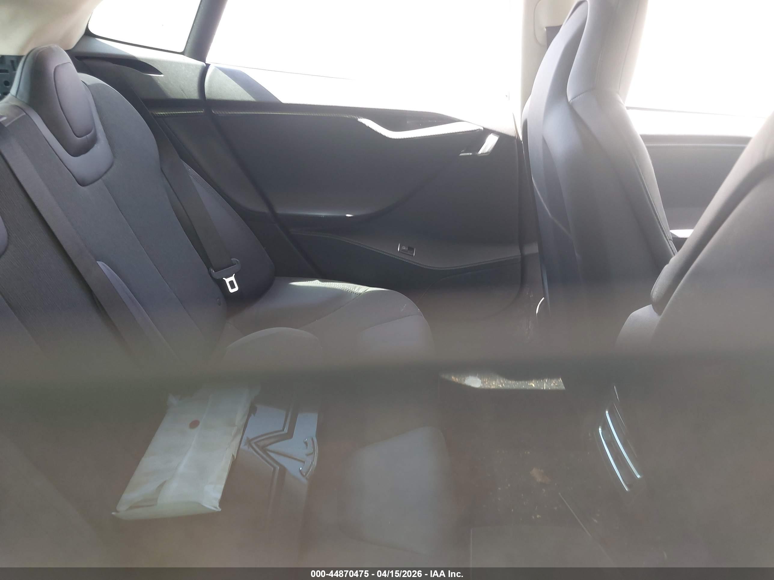 TESLA MODEL image 8